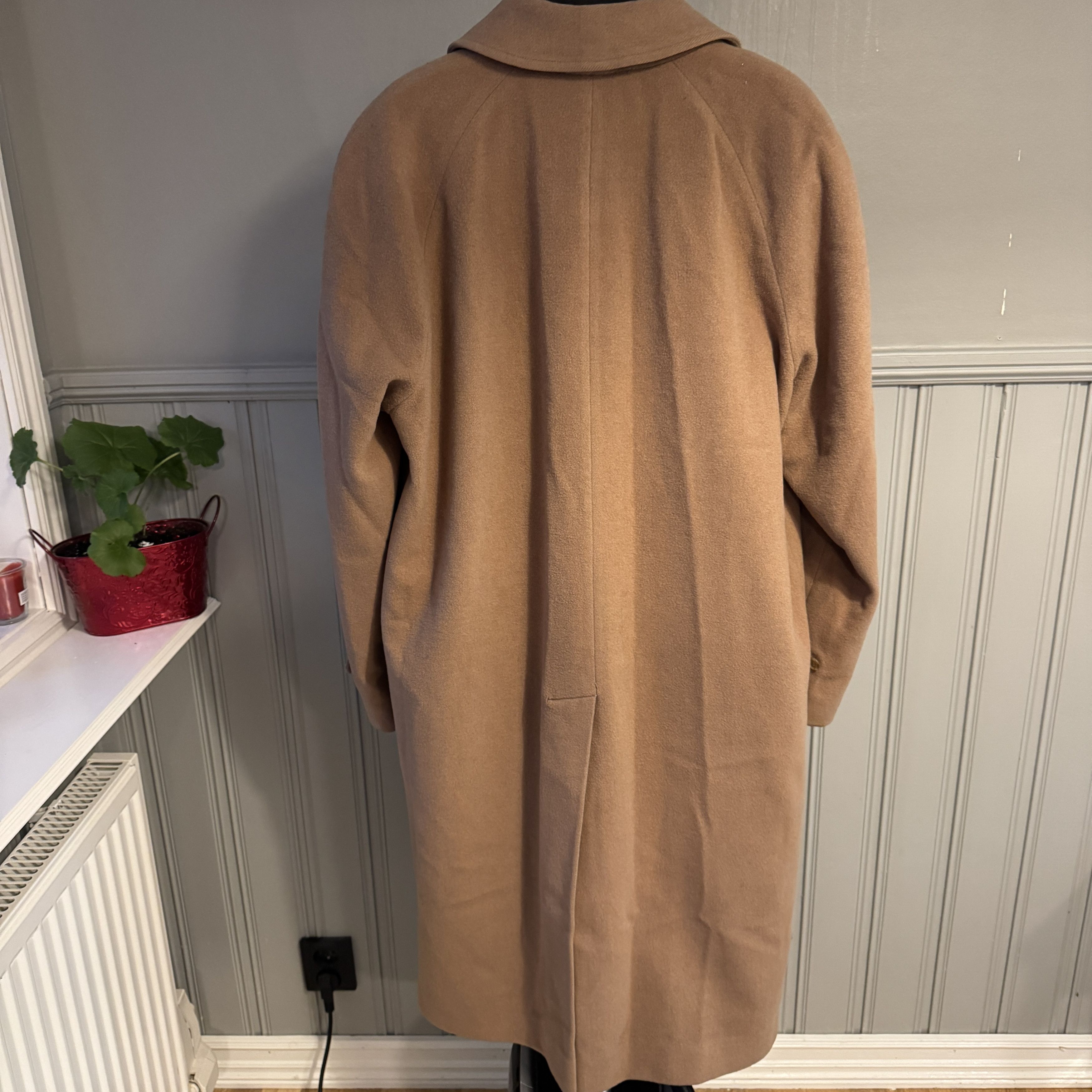 Burberry Burberry Coat Size L / US 10 / IT 46 - 2 Thumbnail