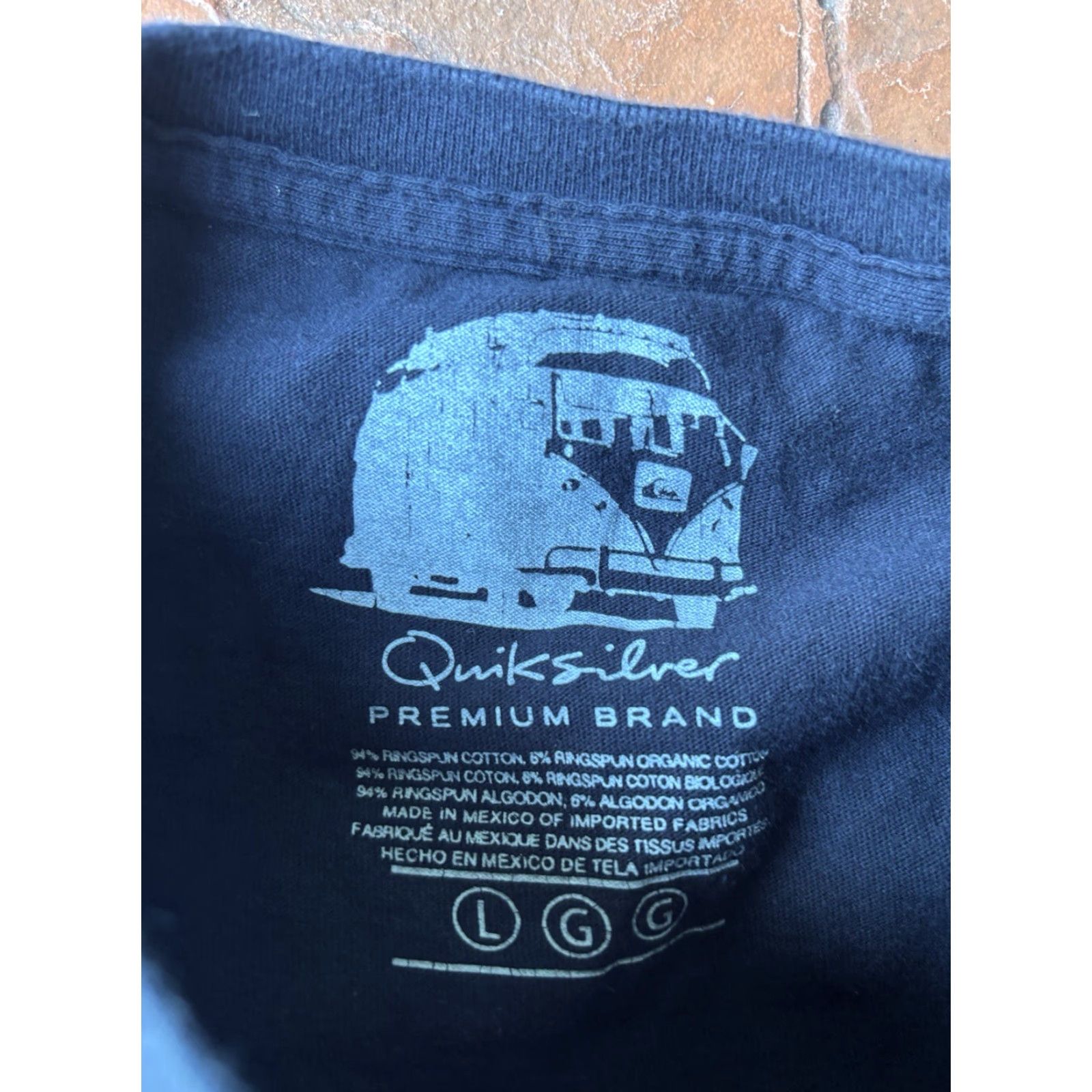 Quiksilver **Y2K Vintage Quiksilver Surf T-Shirt Blue Large** User: Vintage Y2K Quiksilver Surf T-Shirt Blue Large Size US L / EU 52-54 / 3 - 3 Thumbnail