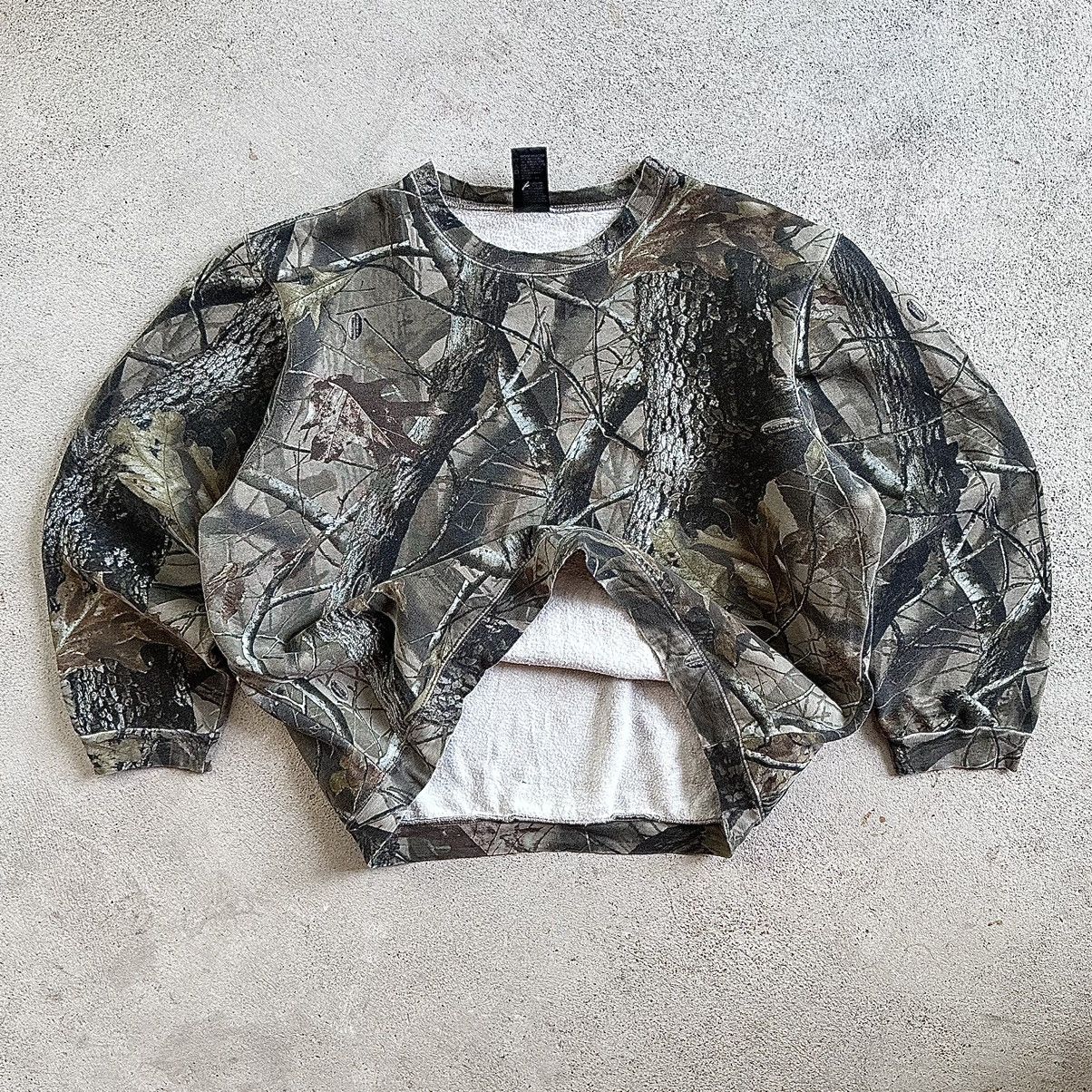 Carhartt × Vintage 10/10 Vintage Y2K Carhartt Style Realtree Camo Crewneck Size US XL / EU 56 / 4 - 5 Thumbnail
