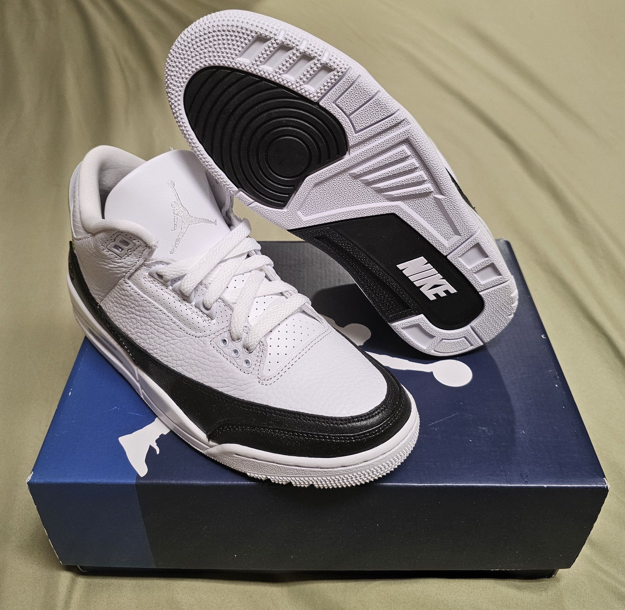Fragment Design × Jordan Brand JORDAN 3 RETRO FRAGMENT Size US 6 / EU 39 - 5 Thumbnail
