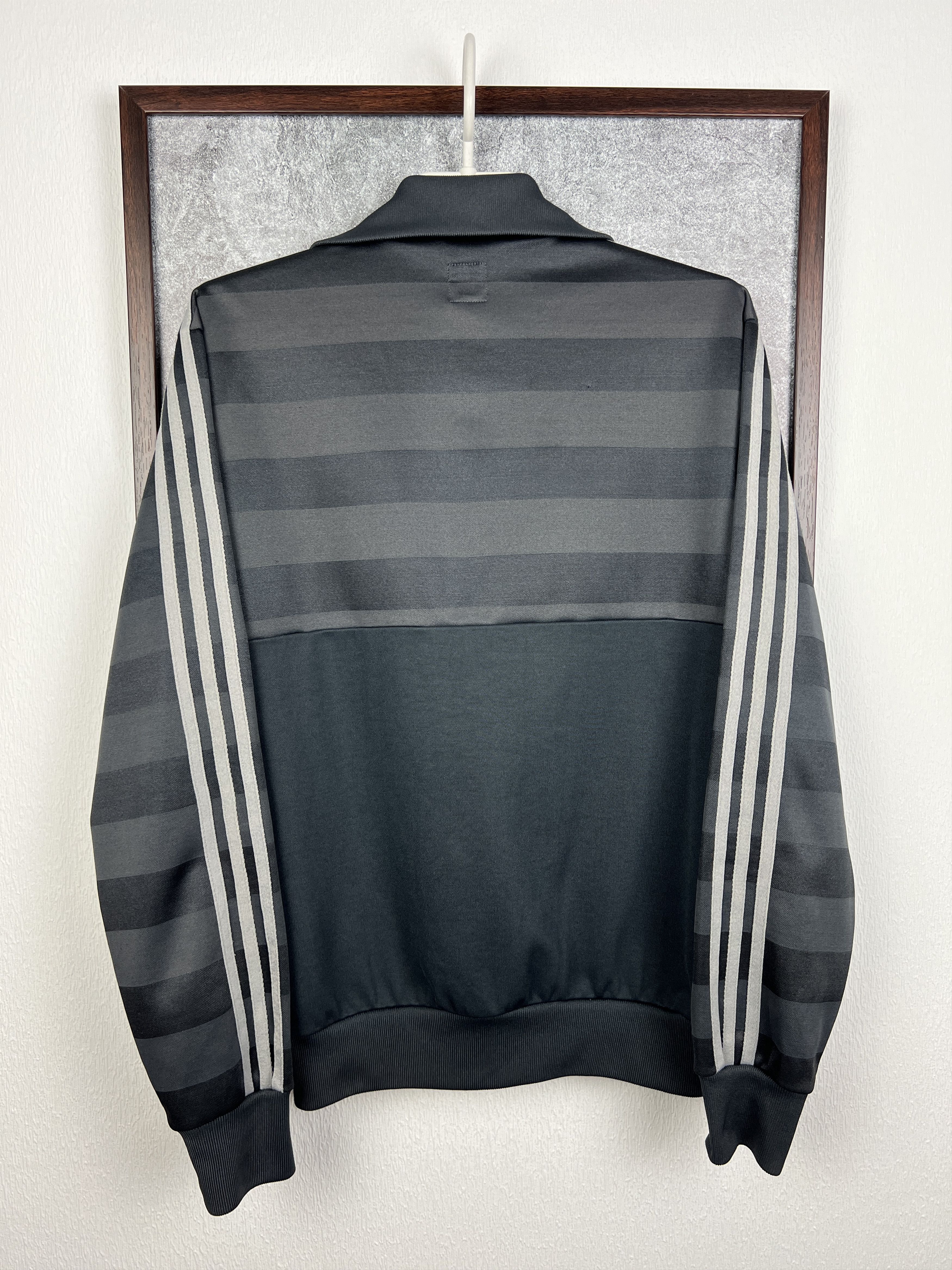 Adidas Adidas Originals World Wide Striped Track Top Jacket Rare Size US S / EU 44-46 / 1 - 10 Thumbnail