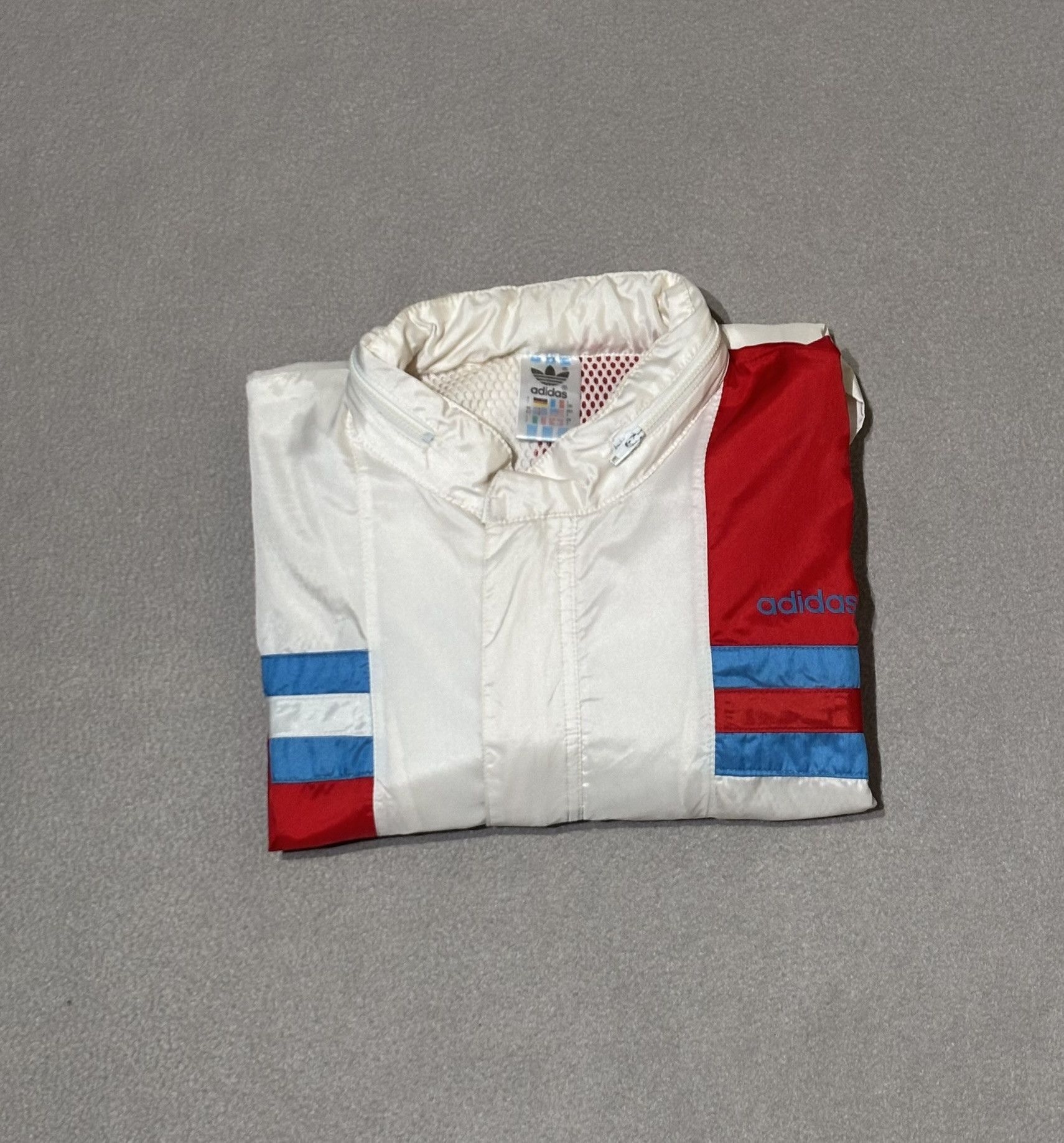 Adidas Adidas Originals vintage 90s white red jacket size. XL Size US XL / EU 56 / 4 - 17 Thumbnail