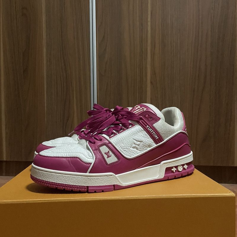 Louis Vuitton Louis Vuitton Trainer Leather Low Top Sneakers 0089 Size US 9.5 / EU 42-43 - 1 Thumbnail