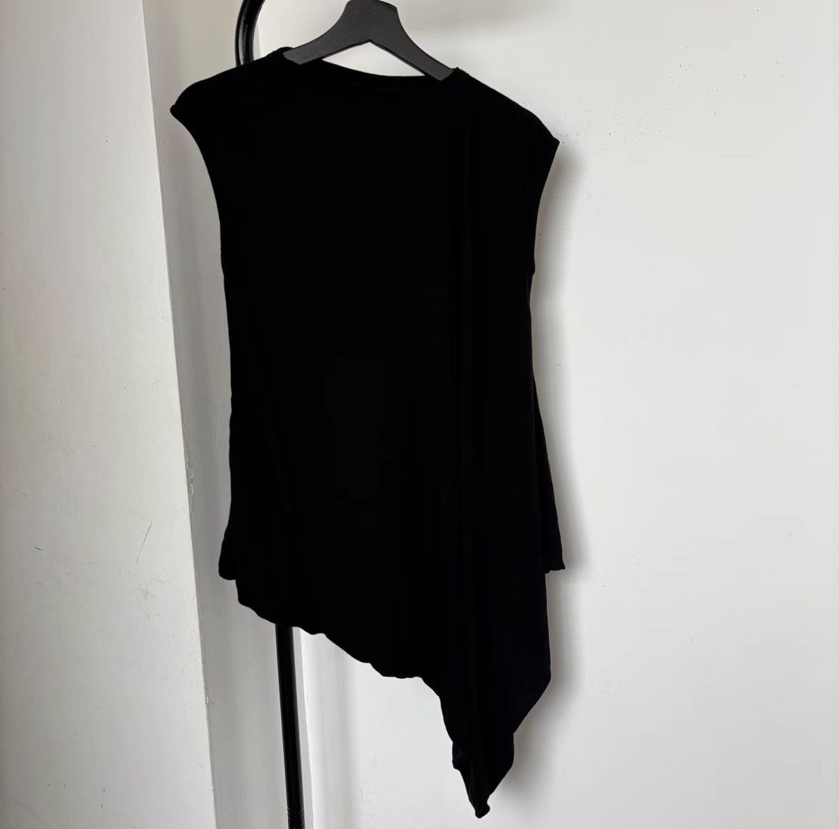 Rick Owens Rick Owens Asymmetrical Short Sleeve Tee Size US M / EU 48-50 / 2 - 1 Thumbnail