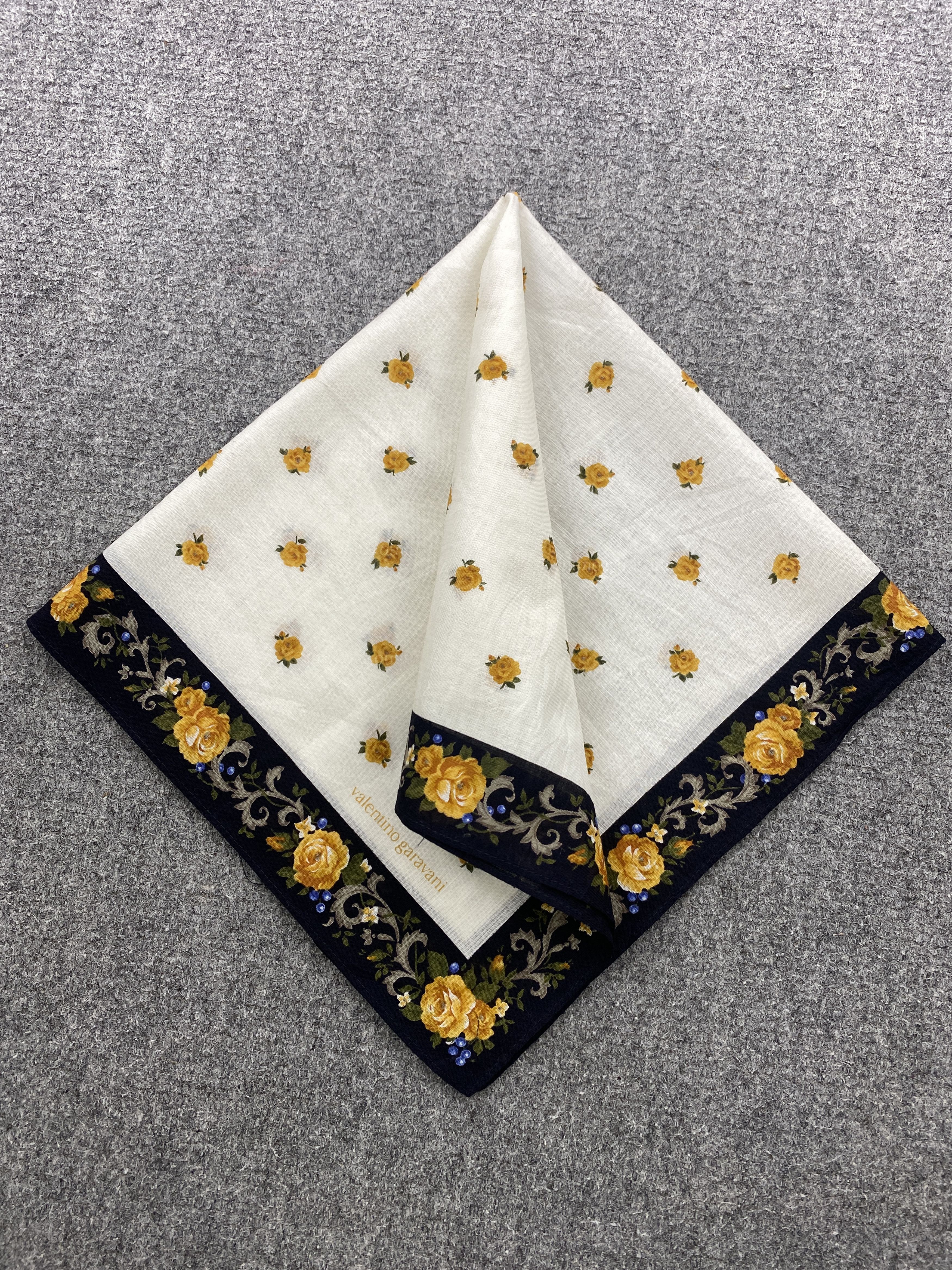 Valentino Valentino Garavani Handkerchief / Neckerchief HKC0772 Size ONE SIZE - 3 Thumbnail