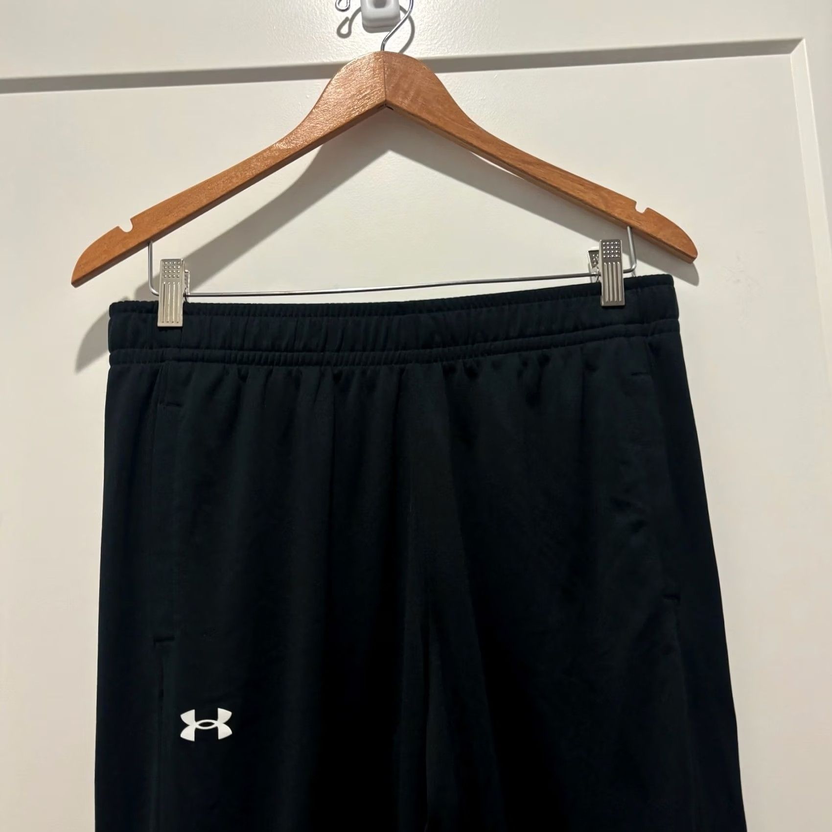 Under Armour Under Armour Mens Track Pants Black White Stripe Ankle Zip Size Medium Athletic Pants Men Black Stripe Track Pants Size US 31 - 2 Thumbnail