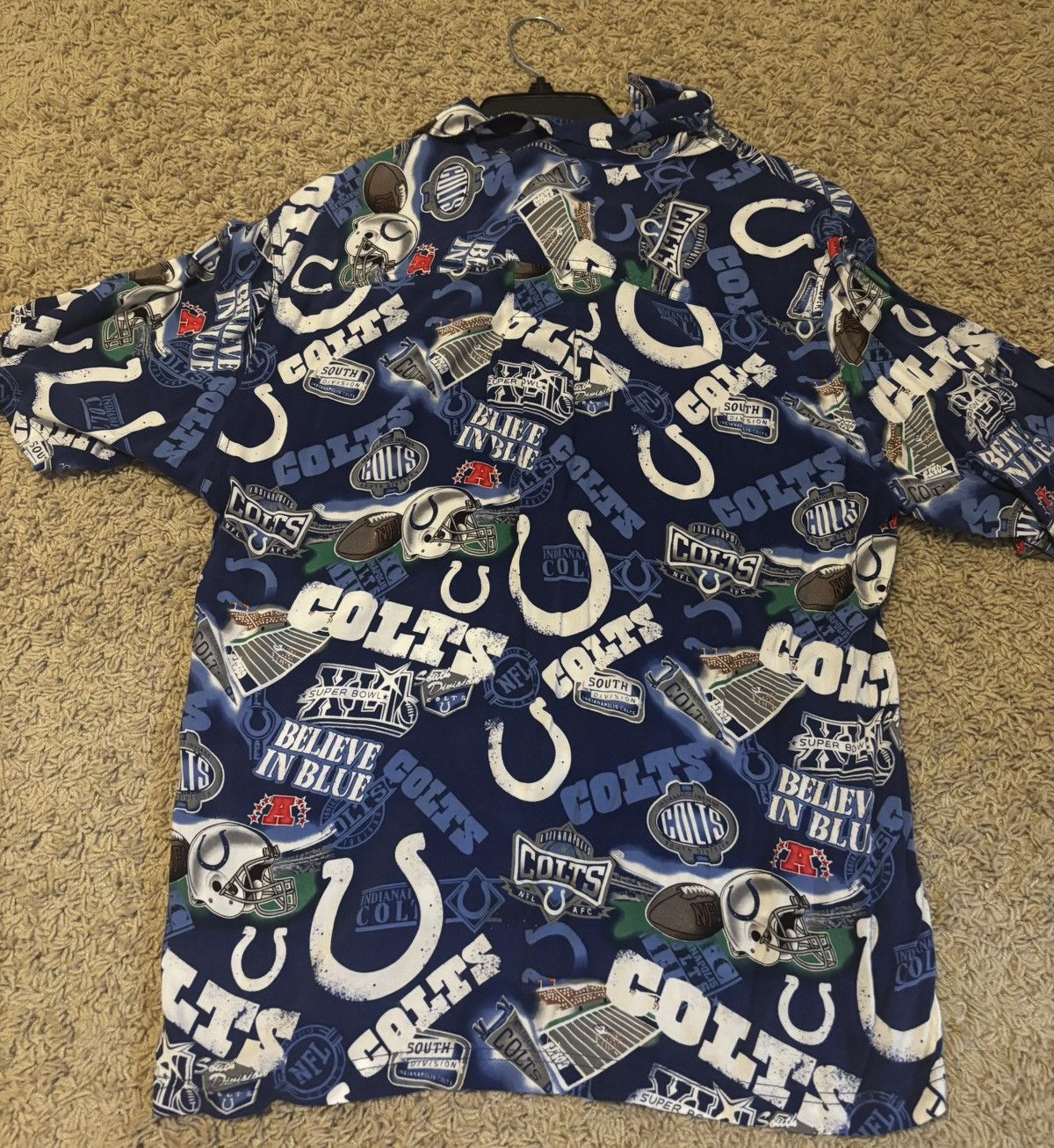 NFL Vintage Colts button up Size US M / EU 48-50 / 2 - 4 Thumbnail