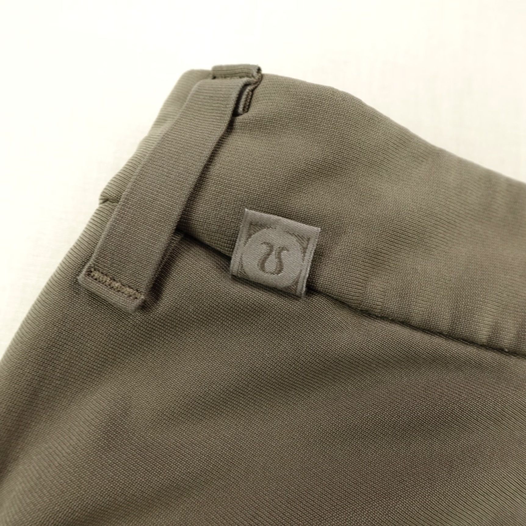 Lululemon Lululemon Pants Mens 38 Artifact Commission Pant Slim Fit Warpstreme 34" Chino Size US 38 / EU 54 - 7 Thumbnail