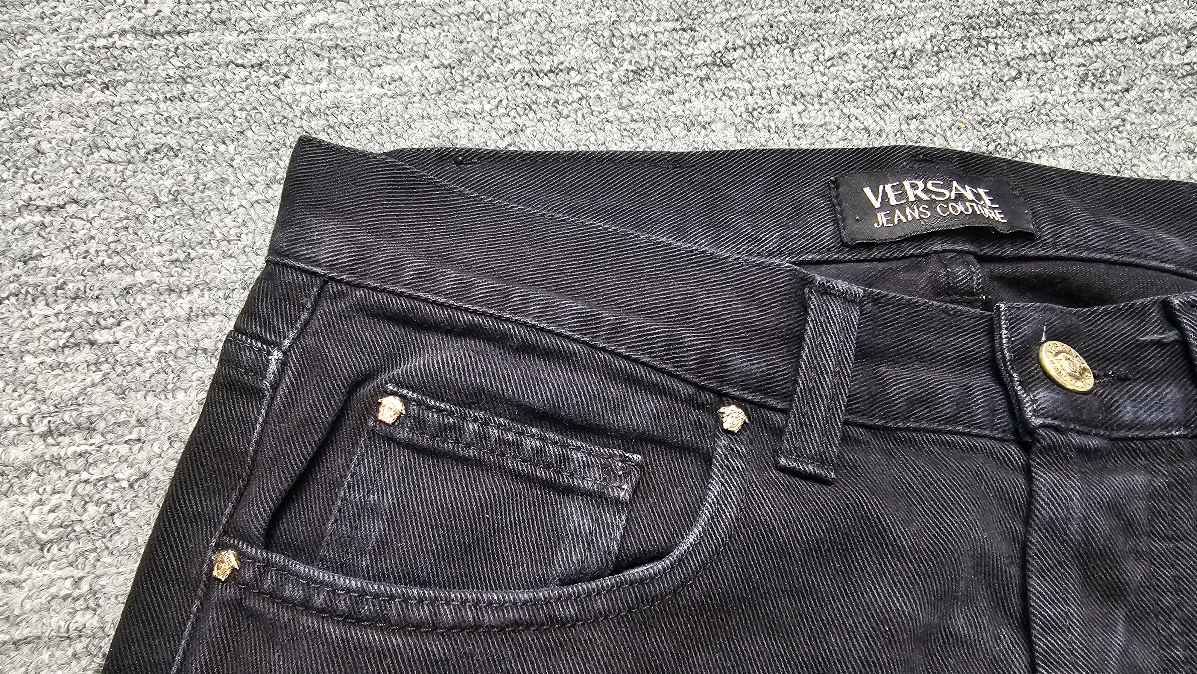 Versace Jeans Couture Versace Jeans Couture 90s Black Straight Denim Medusa 35 Size US 35 - 7 Thumbnail