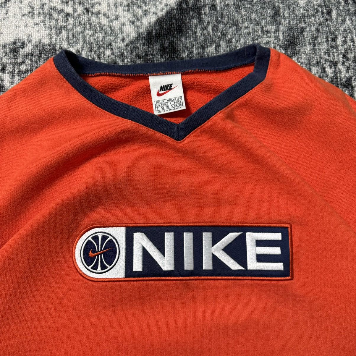 Nike Vintage Nike Sweatshirt Big Logo Swoosh Embroidered Y2K 90s Size US XL / EU 56 / 4 - 3 Thumbnail