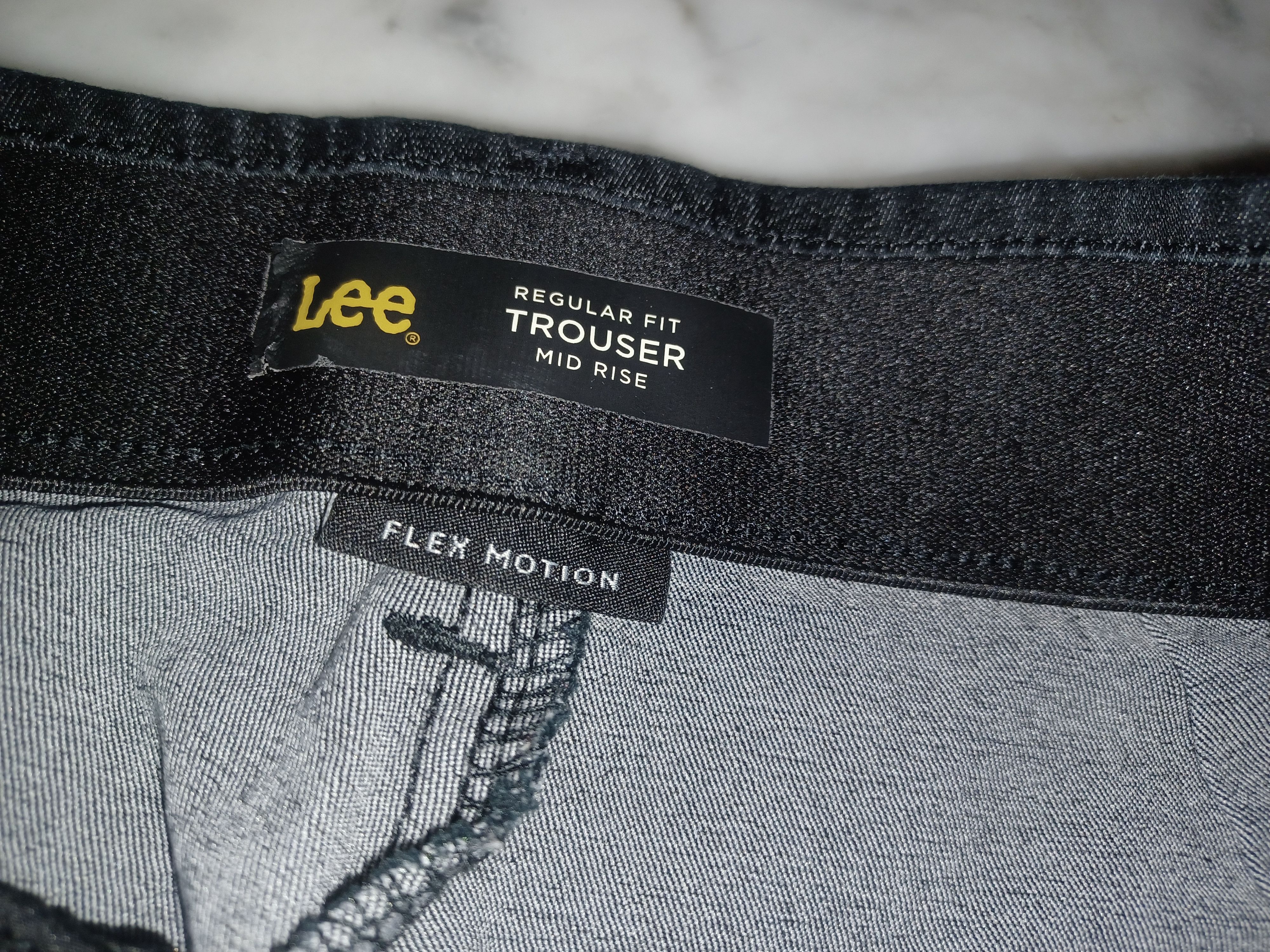 Lee Lee Women's Regular Fit Trouser Mid Rise 8 Medium Black Size 30" / US 8 / IT 44 - 3 Thumbnail