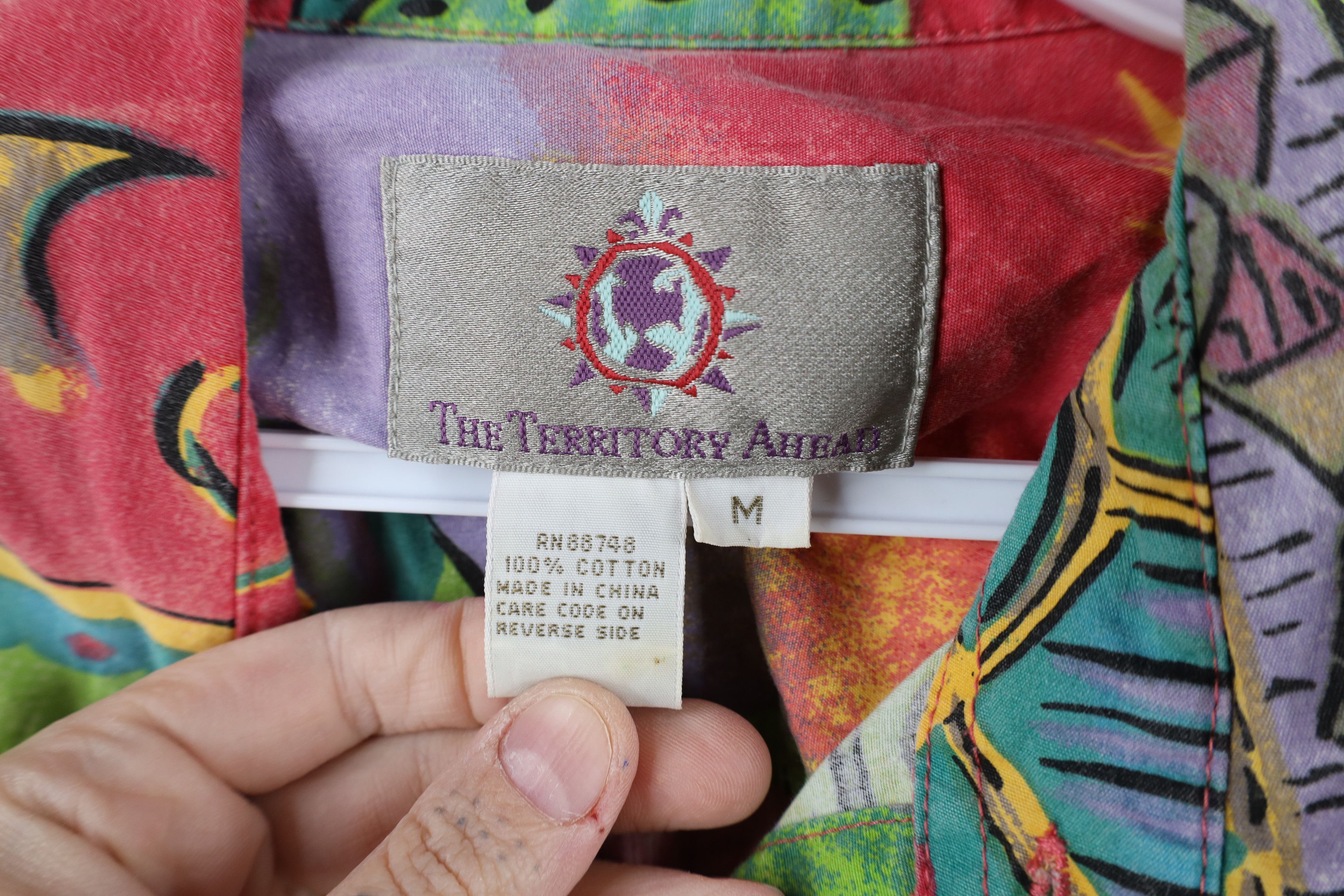 Vintage Vintage 90s Streetwear Rainbow Abstract Collared Shirt Size US M / EU 48-50 / 2 - 6 Thumbnail