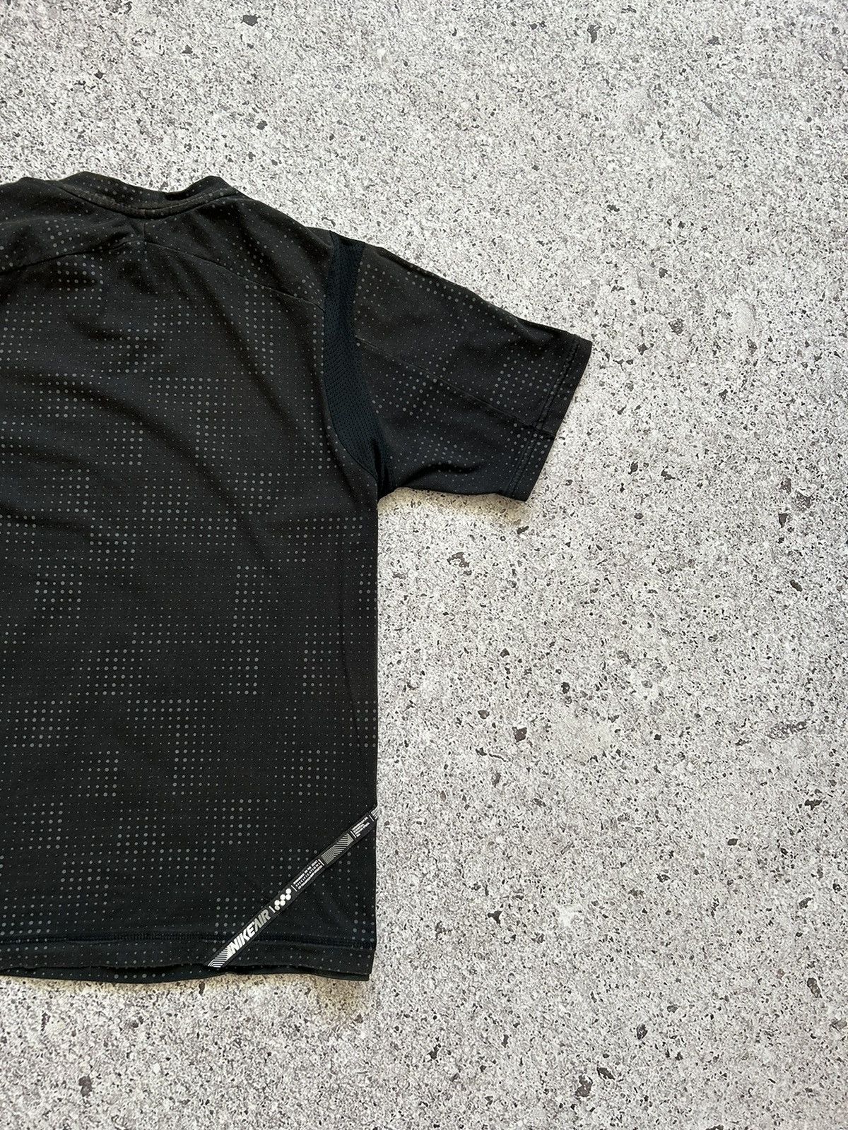 Nike × Vintage 🇺🇸 Vintage 90s Nike Air Athlets T-shirt Made In USA Y2K Hype Size US L / EU 52-54 / 3 - 8 Thumbnail