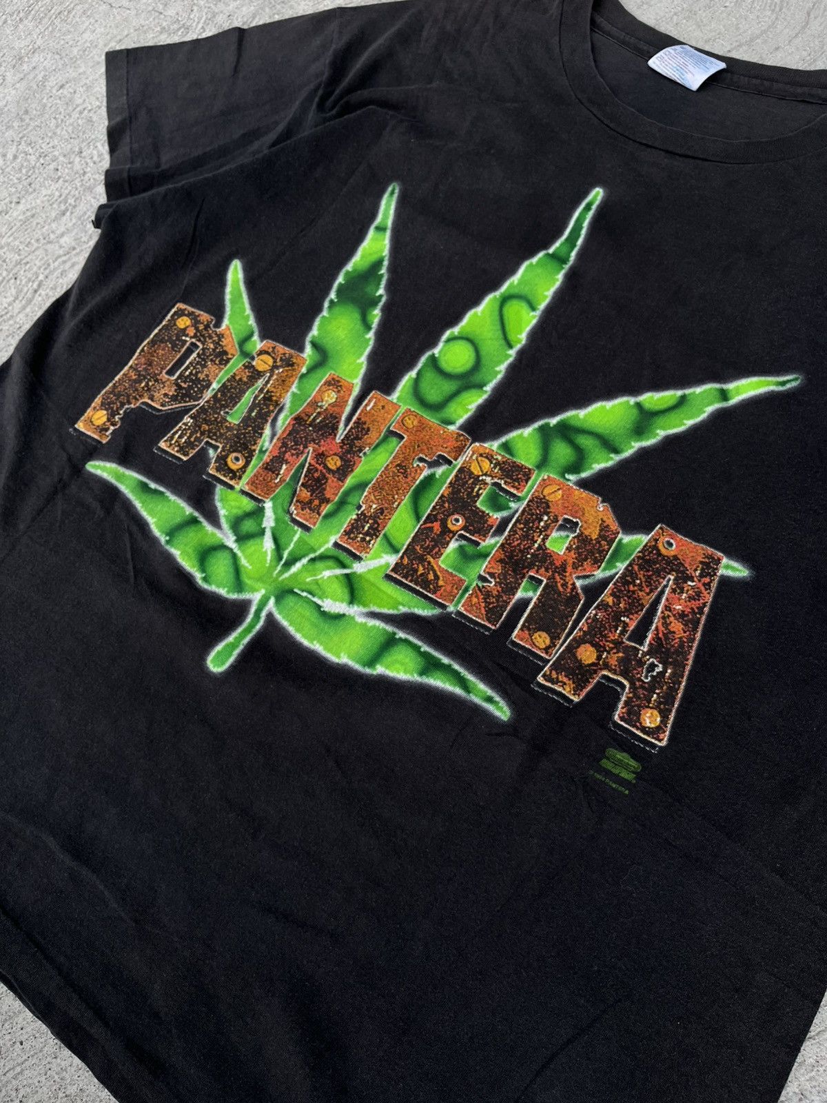 Band Tees Pantera Vintage 1994 Far Beyond Driven World Tour T Shirt Size US XL / EU 56 / 4 - 4 Thumbnail