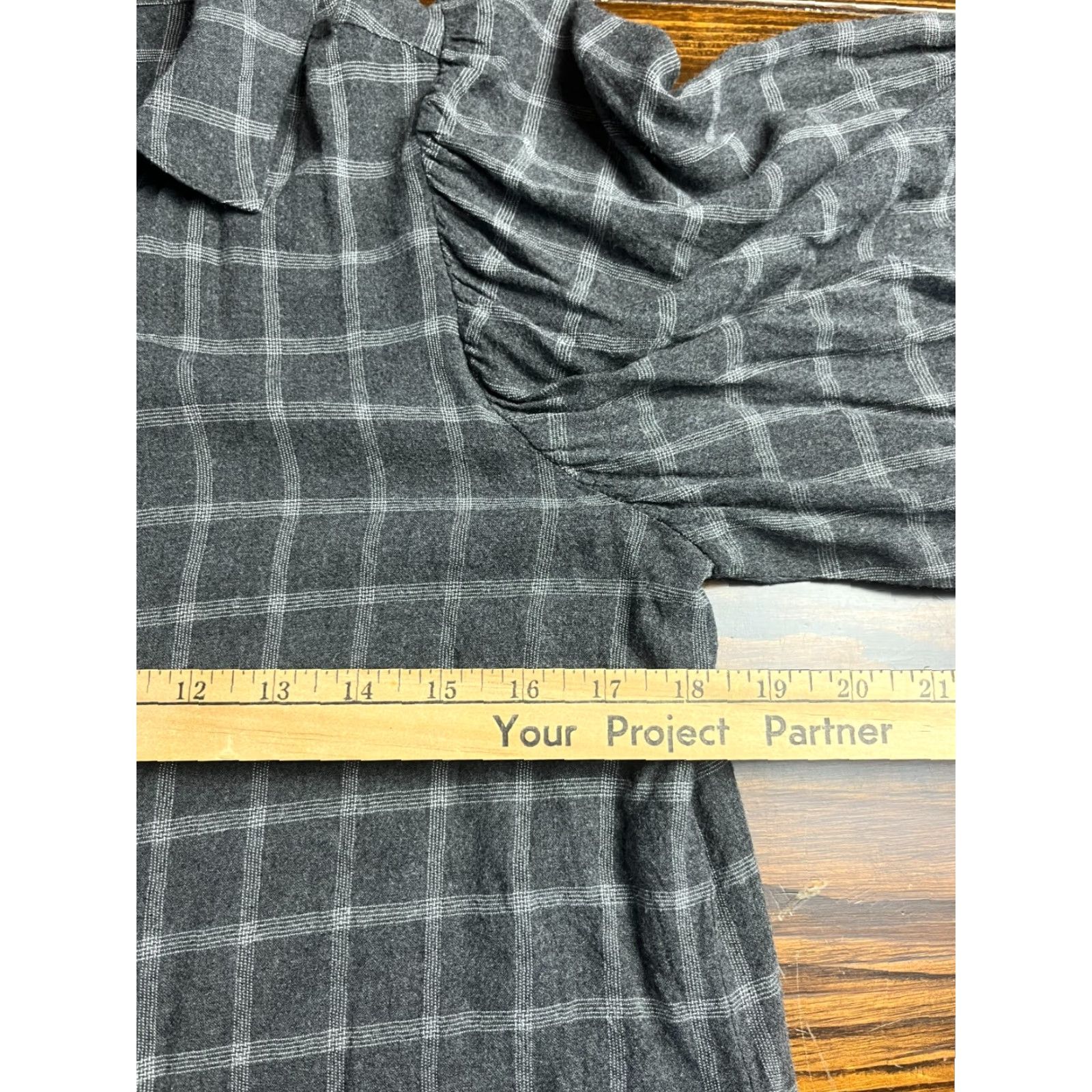 Vintage Something Navy Shirt, Women’s Size Small, Gray White, Peasant, 3/4 Puff Sleeve, Button-Up, Casual, Fall, Spring, Summer, Women, Regular Fit Size S / US 4 / IT 40 - 3 Thumbnail
