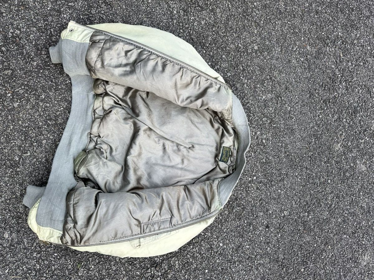 Vintage 🪖Vintage MA-1 Man Intermediate Creamy Green Bomber Jacket Size US M / EU 48-50 / 2 - 9 Thumbnail