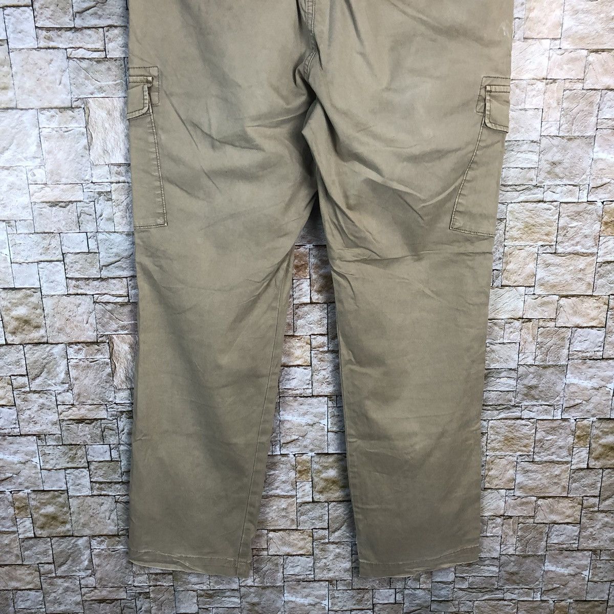Japanese Brand Uniqlo Brown utility tactical Cargo Multipocket Pants #A342 Size US 32 / EU 48 - 18 Thumbnail