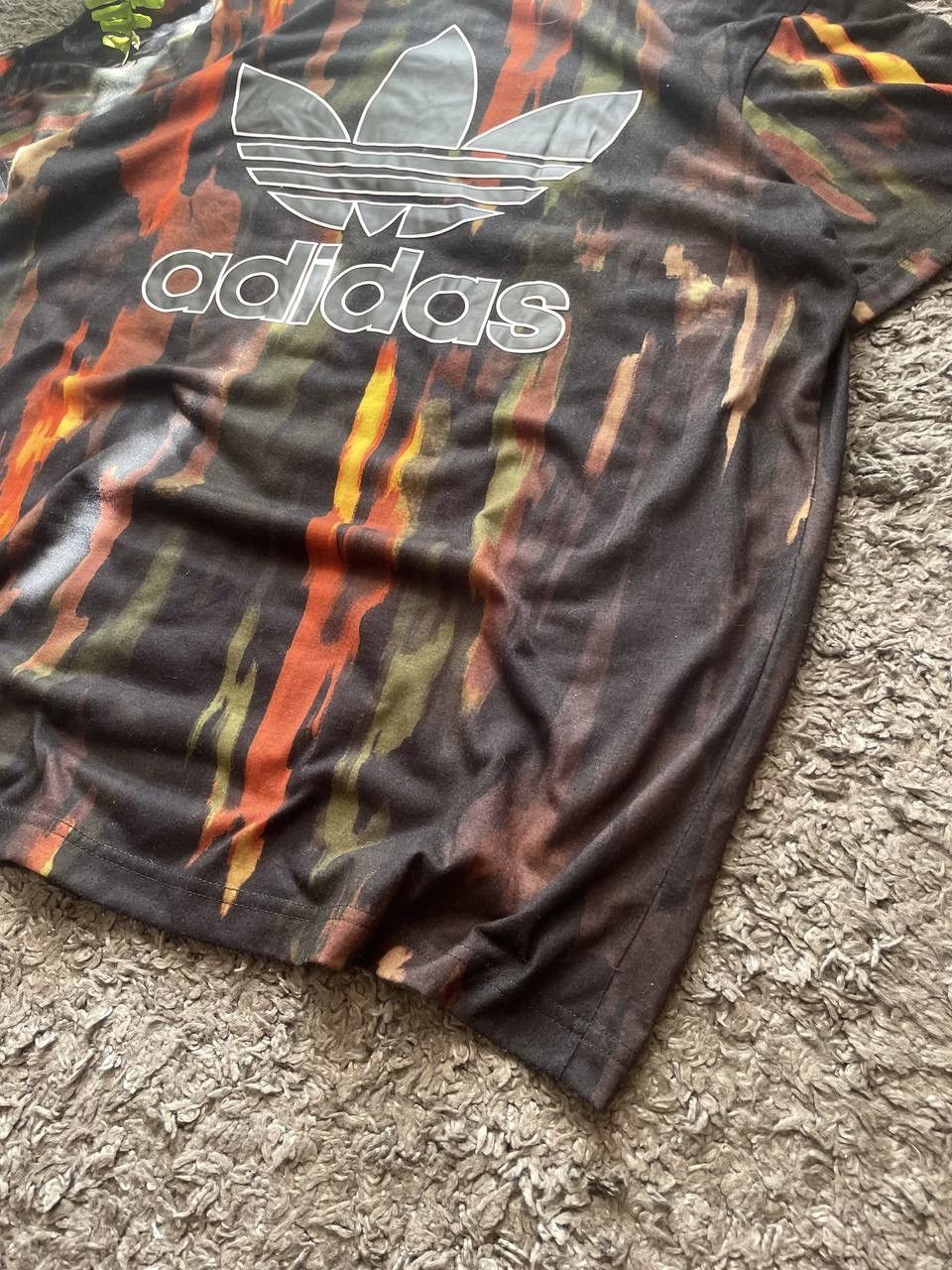 Adidas × Pharrell Adidas T-Shirt Streetwear Pharrell Williams Big Logo Rare Size US L / EU 52-54 / 3 - 5 Thumbnail