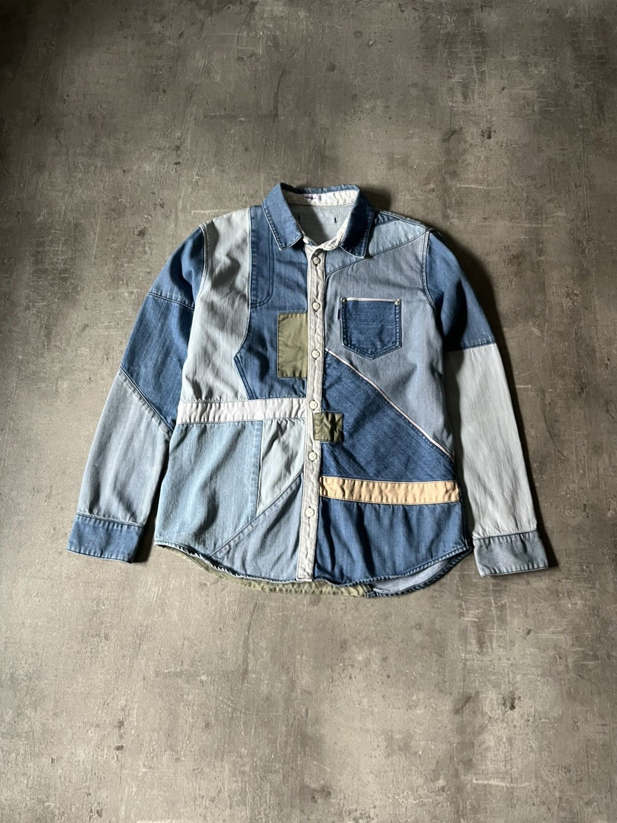 Issey Miyake × Japanese Brand × Ne-Net Ne-Net reconstructed patchwork denim button up shirt Size US M / EU 48-50 / 2 - 1 Thumbnail