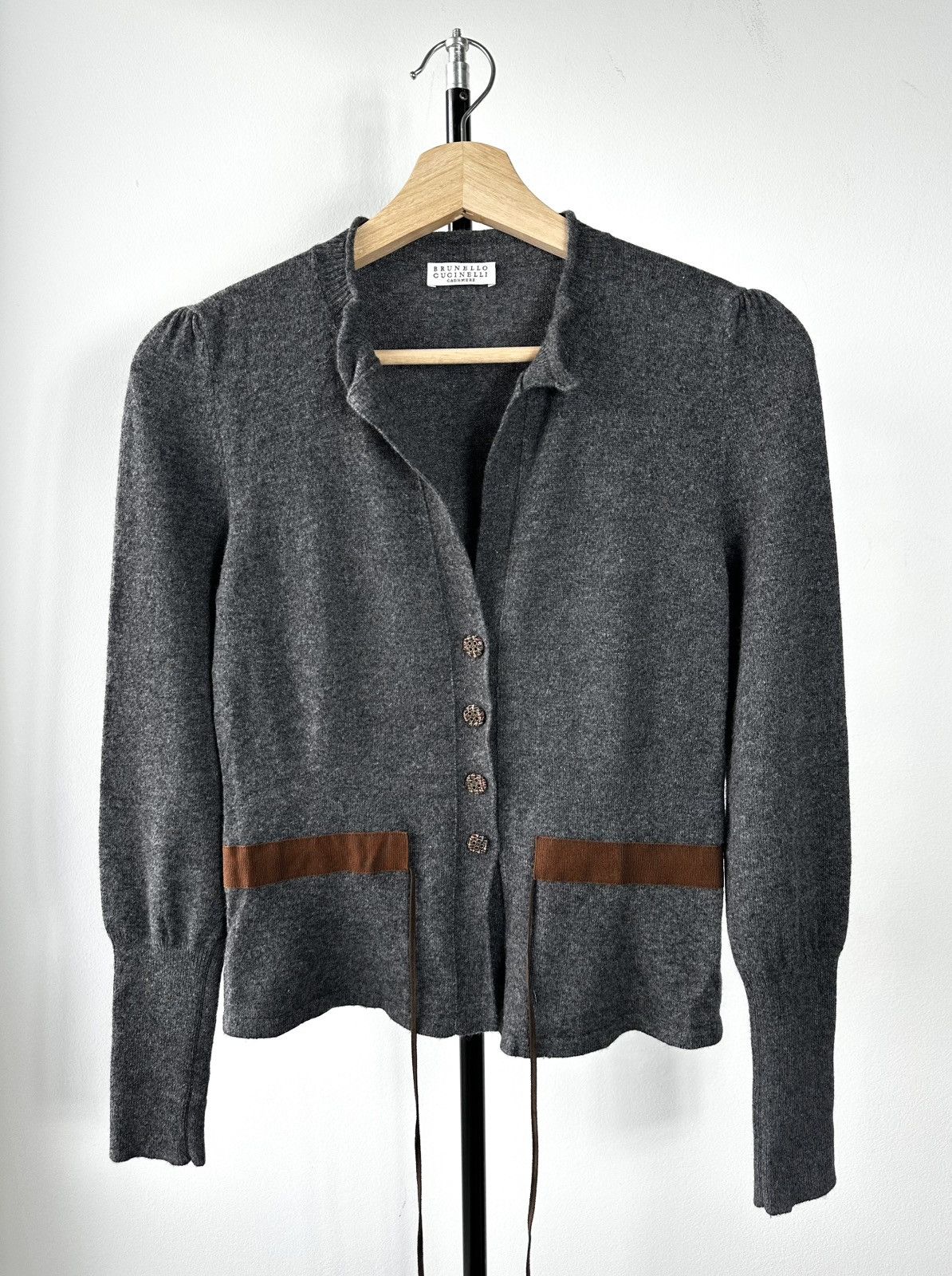 Brunello Cucinelli Brunello Cucinelli 100% Cashmere Cardigan – Gray Knitwear Size M / US 6-8 / IT 42-44 - 1 Thumbnail