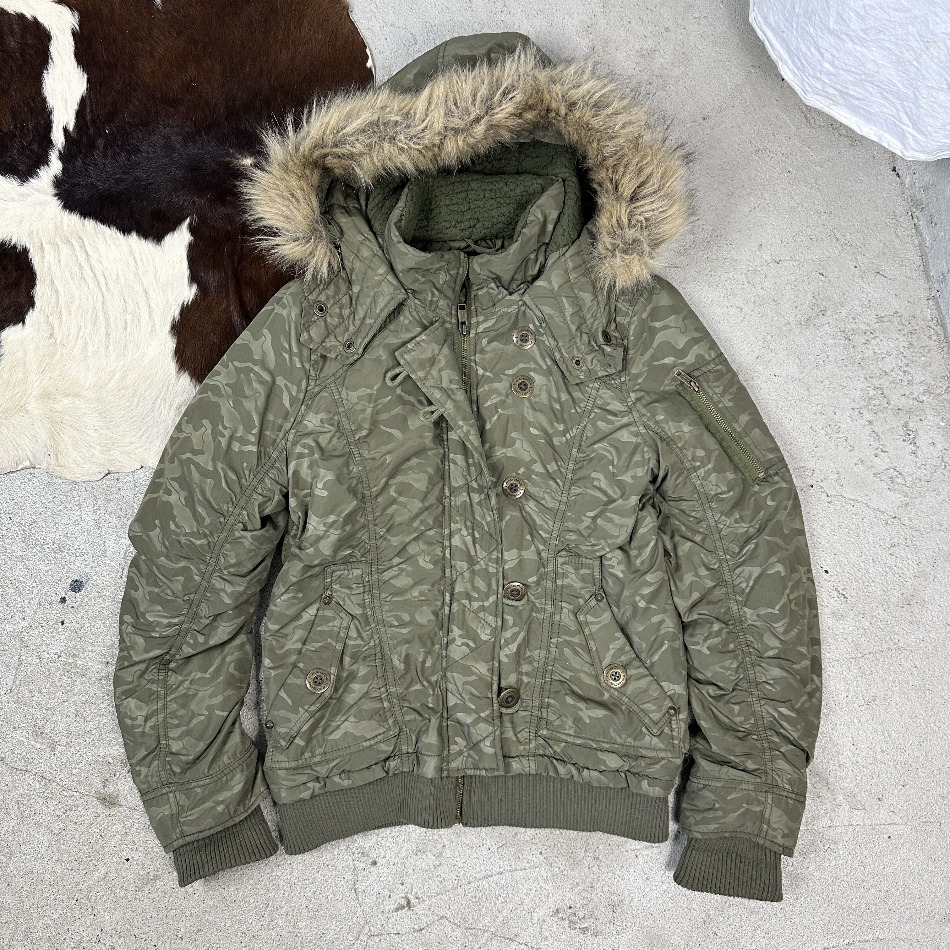 Vintage Vintage Y2K Bomber Camo Jacket Size M / US 6-8 / IT 42-44 - 2 Thumbnail