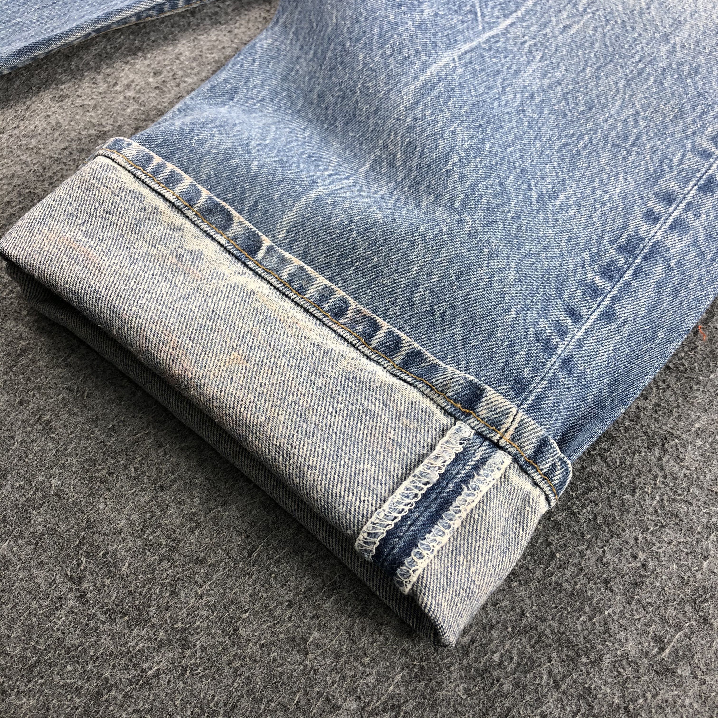 Levi's × Vintage Vintage 90s Light Wash Levis 501 Jeans-JM866 Size US 43 - 7 Thumbnail