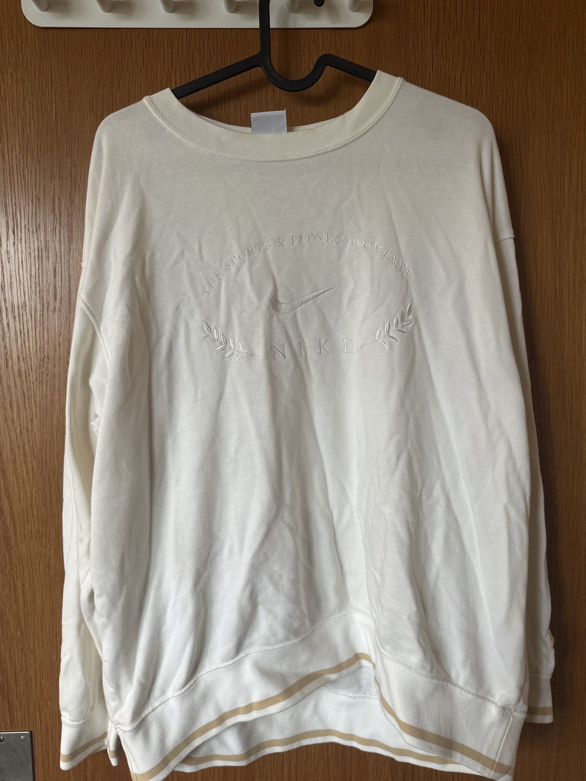 Nike Nike Athletics department Crewneck Size M / US 6-8 / IT 42-44 - 1 Thumbnail