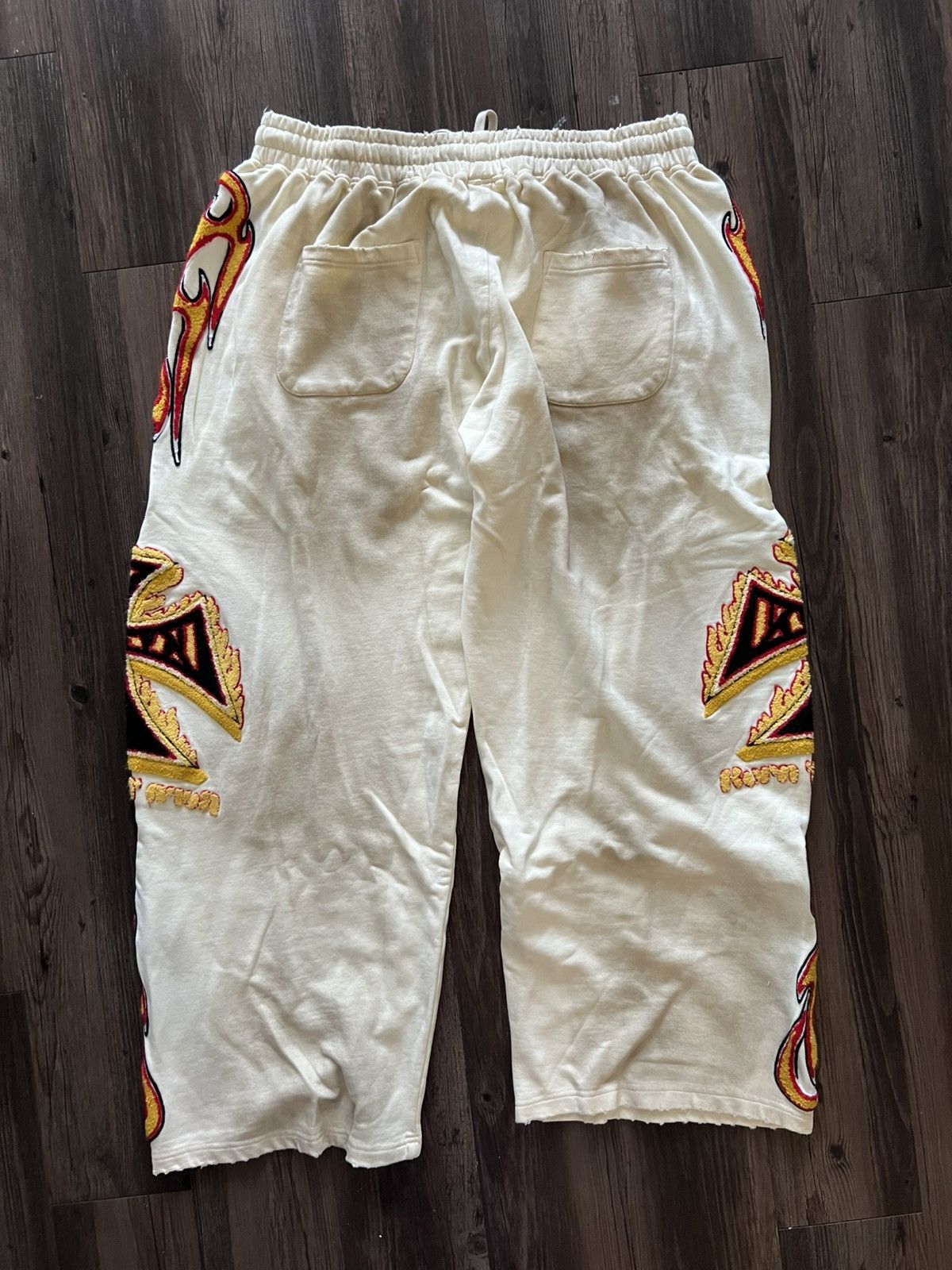 Vale Vale Valley Dreams LA Flare Sweatpants Bone Size US 38 / EU 54 - 2 Thumbnail