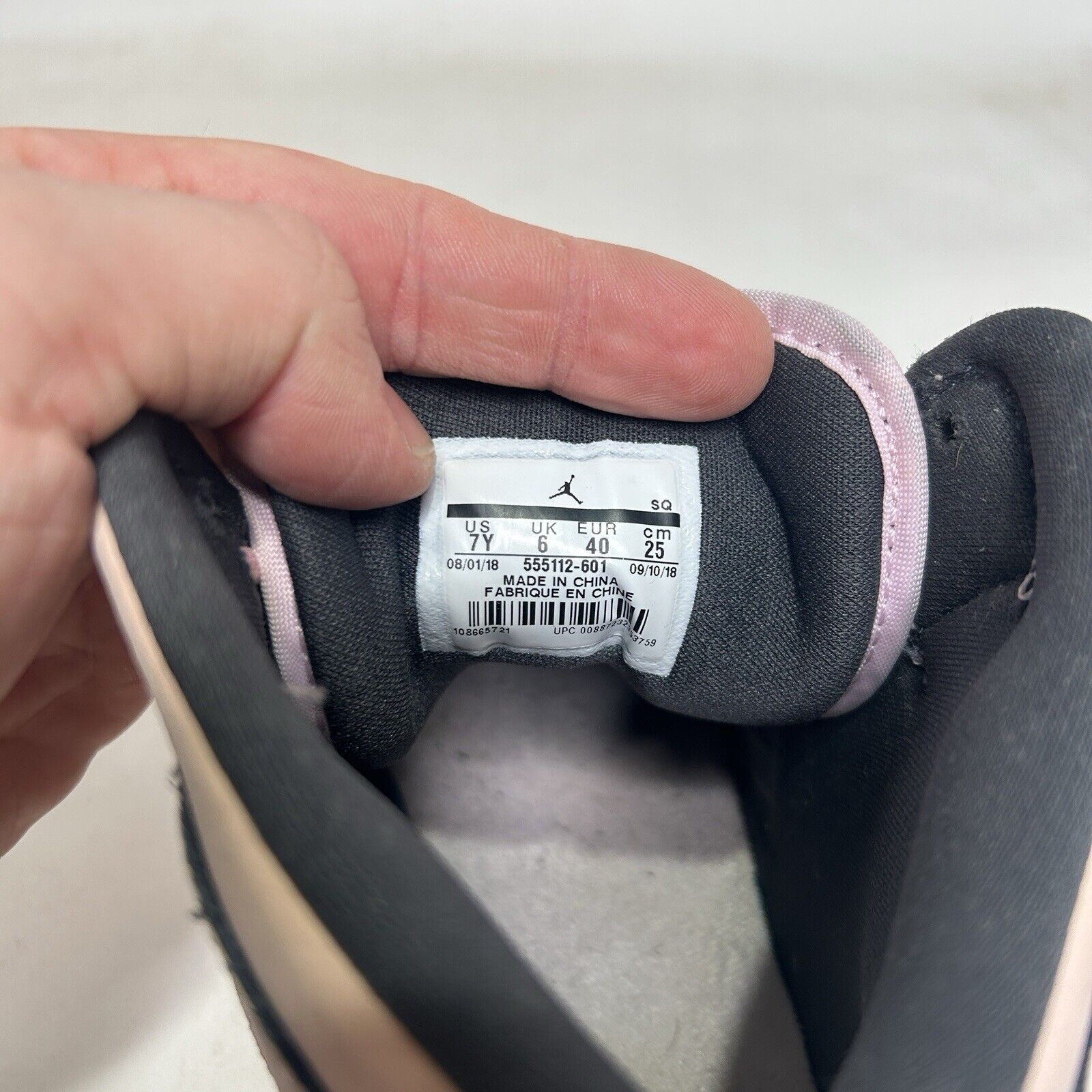 Jordan Brand Nike Air Jordan 1 Mid Retro GS “Pink Foam” 2024 Size US 8.5 / IT 38.5 - 8 Thumbnail