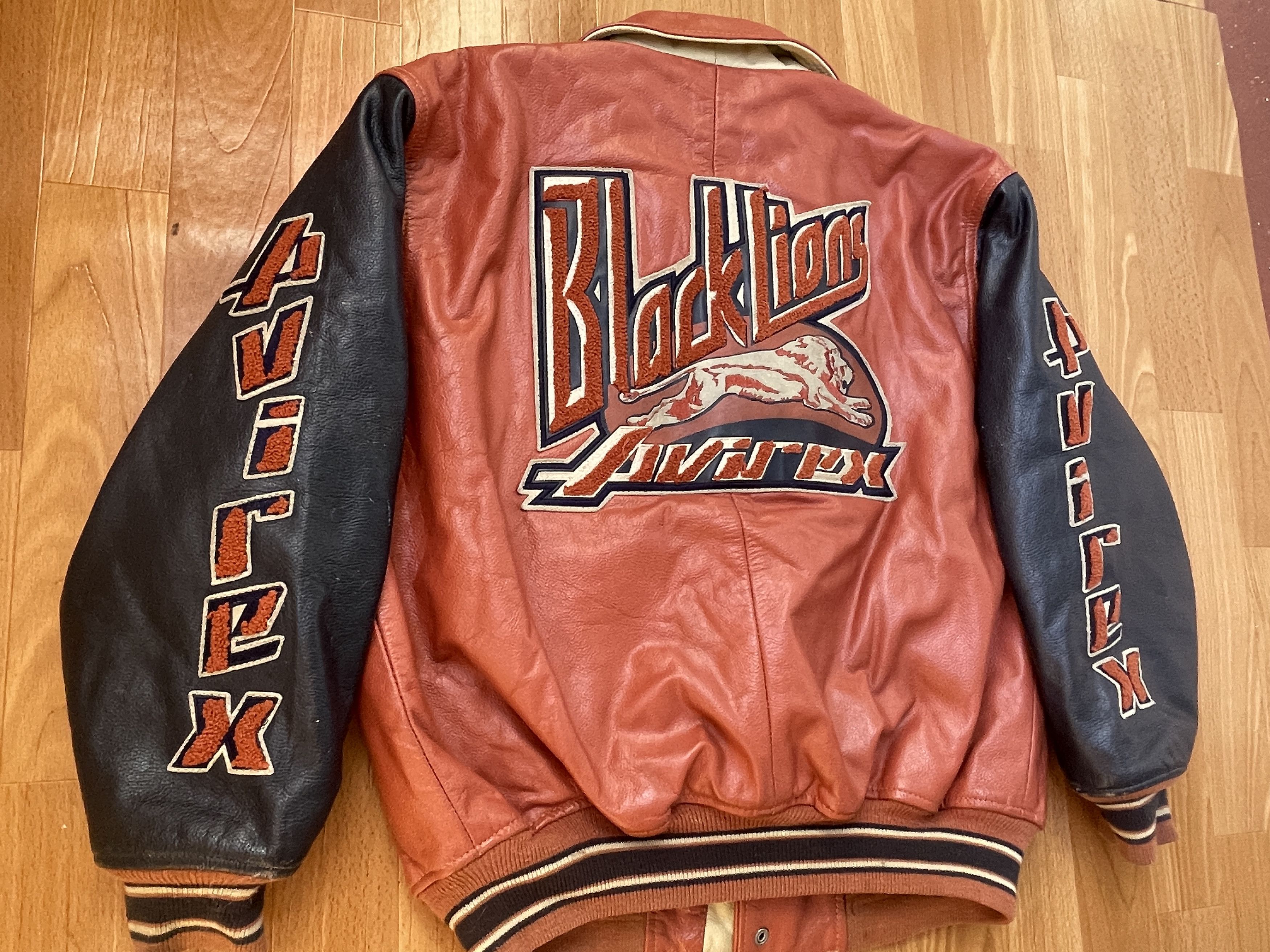 Avirex AVIREX leather jacket, Black Lions, vintage, 90s hip hop XS Size US XS / EU 42 / 0 - 7 Thumbnail