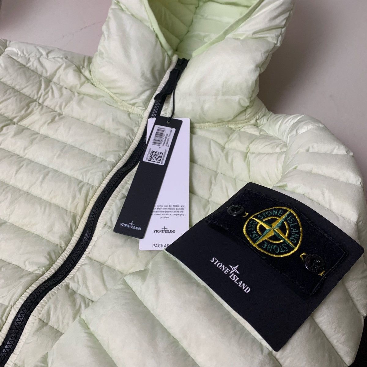 Stone Island Stone Island Micro Size US M / EU 48-50 / 2 - 7 Thumbnail