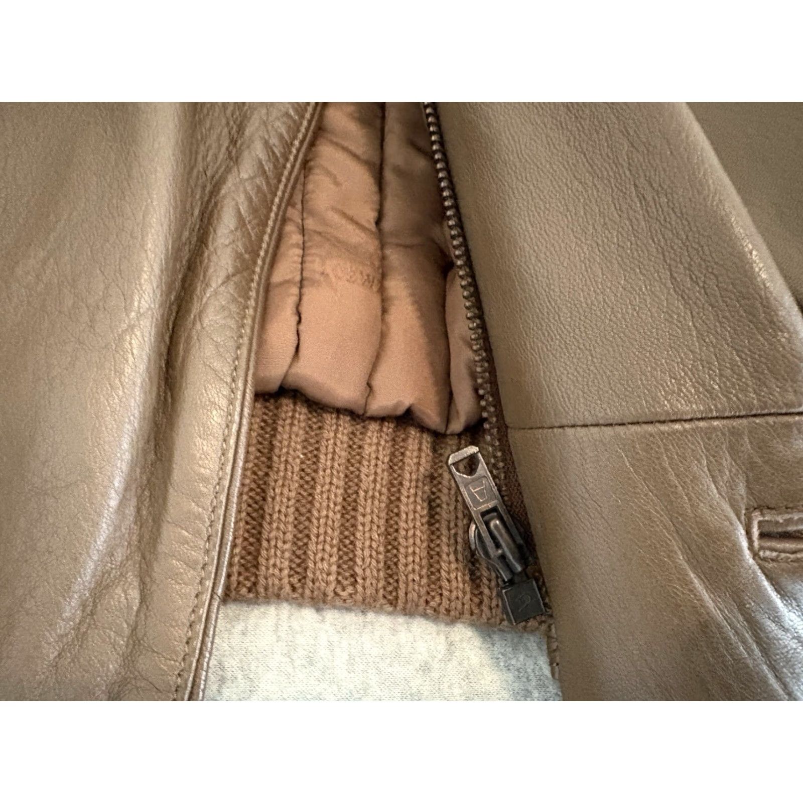 Loewe VINTAGE LOEWE Brown Leather Coat Jacket Mens 50 Brown Leather Jacket (Solid) Spain Size US M / EU 48-50 / 2 - 6 Thumbnail