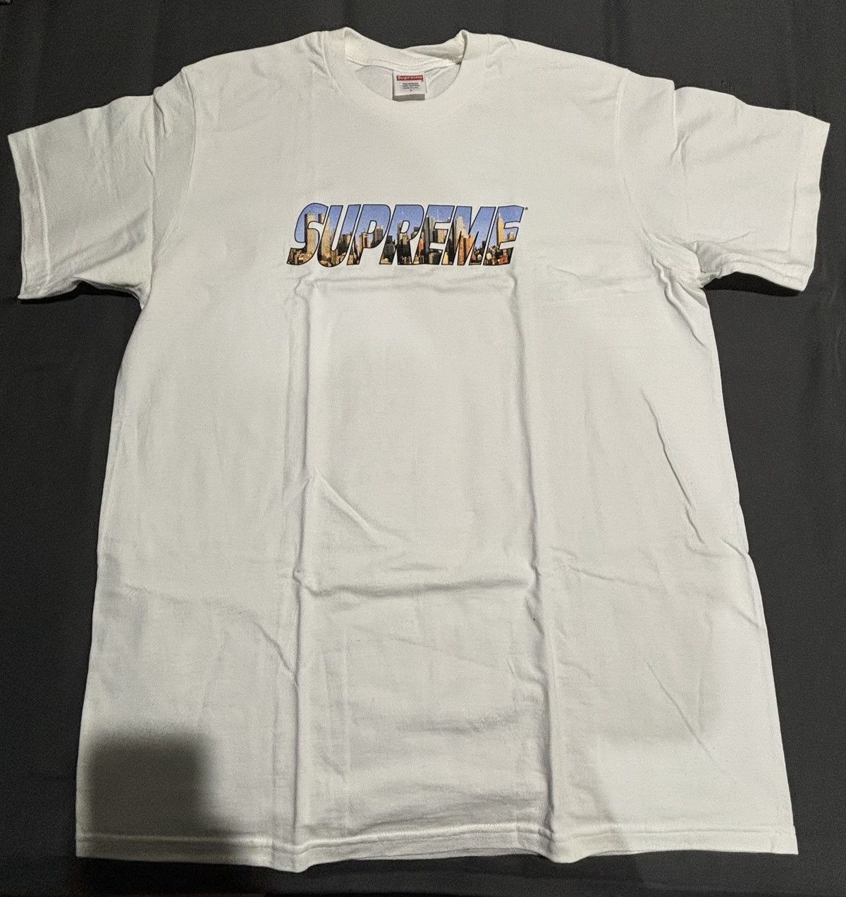 Supreme Supreme Gotham city shirt Size US L / EU 52-54 / 3 - 1 Thumbnail