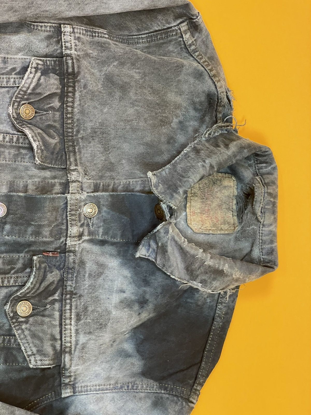 Levi's Distressed ThrashedLevis Trucker Denim jacket UNIQUE RARE Size US M / EU 48-50 / 2 - 5 Thumbnail