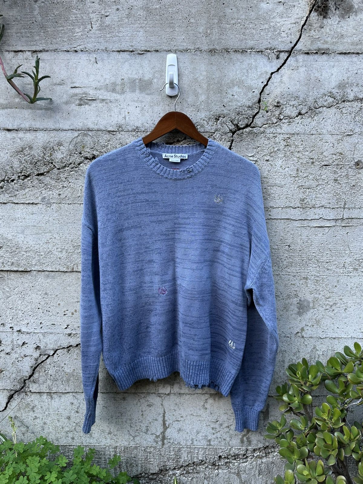 Acne Studios RARE GRAIL Acne Studios sun washed peace embroidered knit Size US XL / EU 56 / 4 - 2 Thumbnail