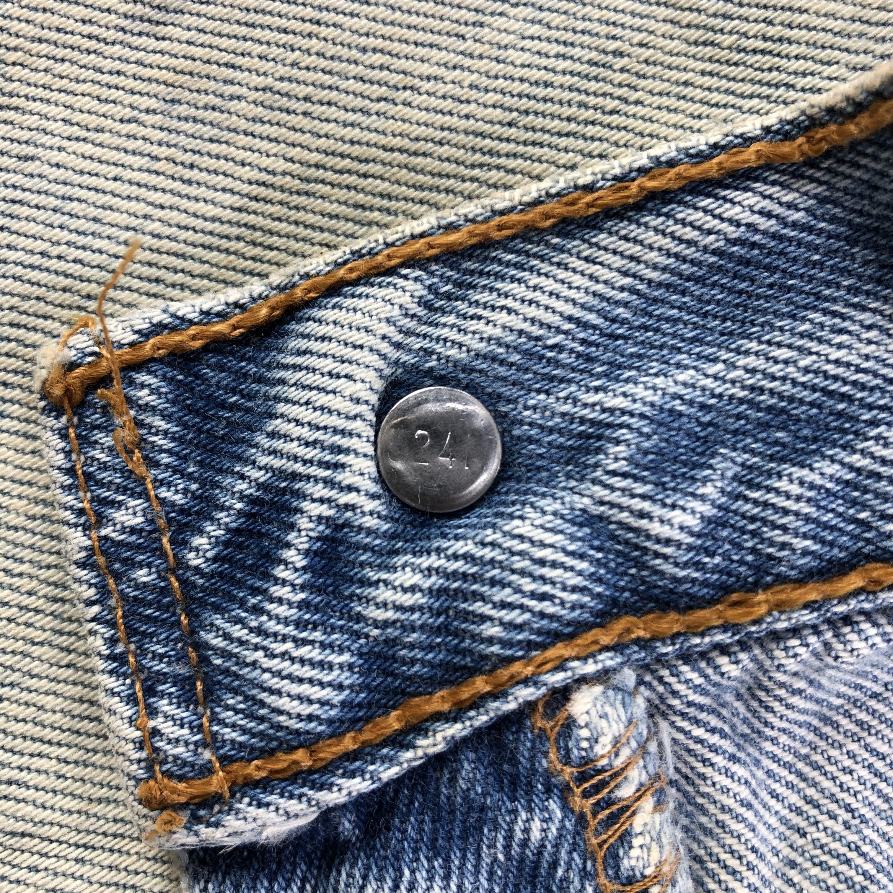 Levi's Vintage Light Wash Levis 501 Jeans-J2775 Size US 35 - 9 Thumbnail
