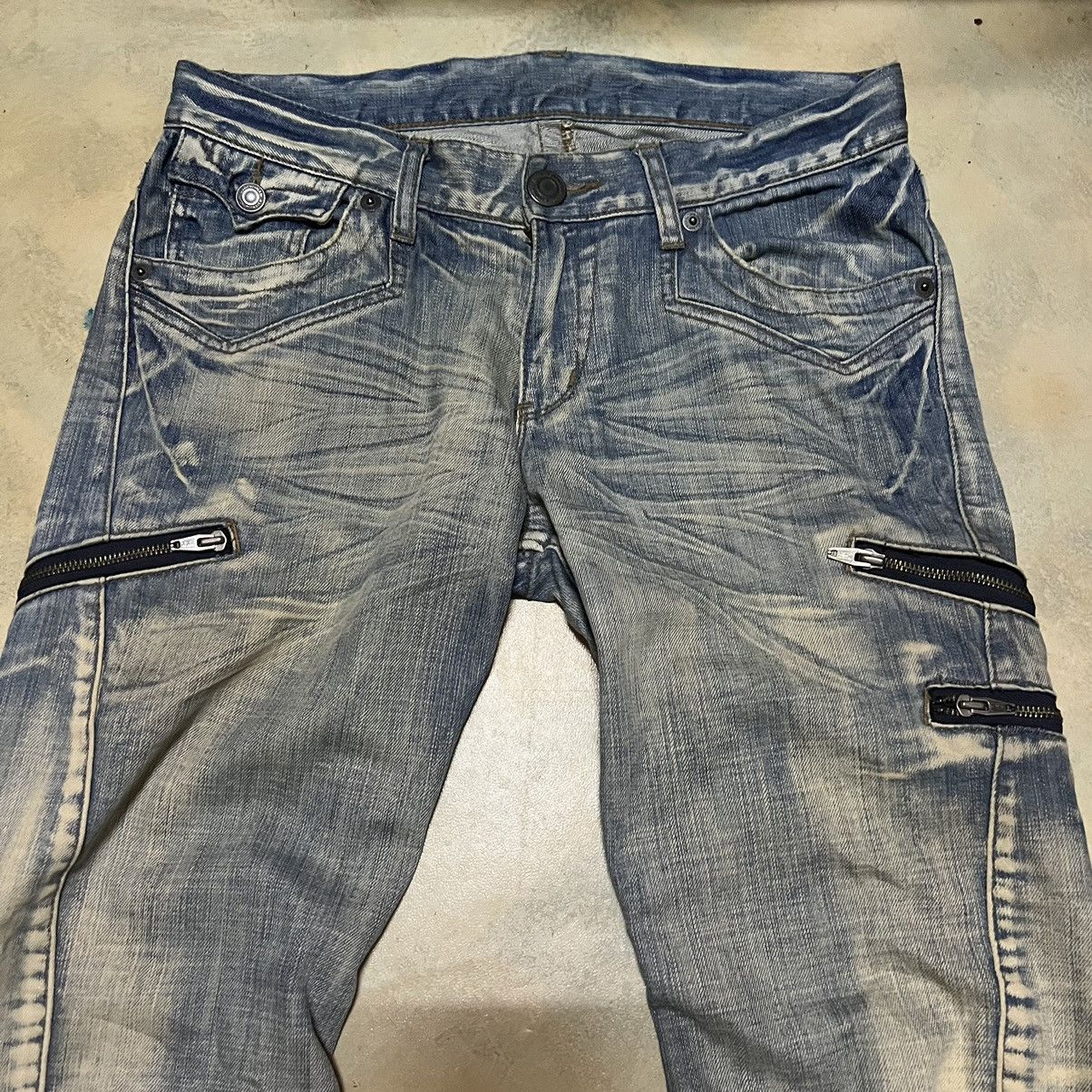Japanese Brand Rattle Trap Japanese Brand Distressed Style Denim Jeans Size US 34 / EU 50 - 3 Thumbnail