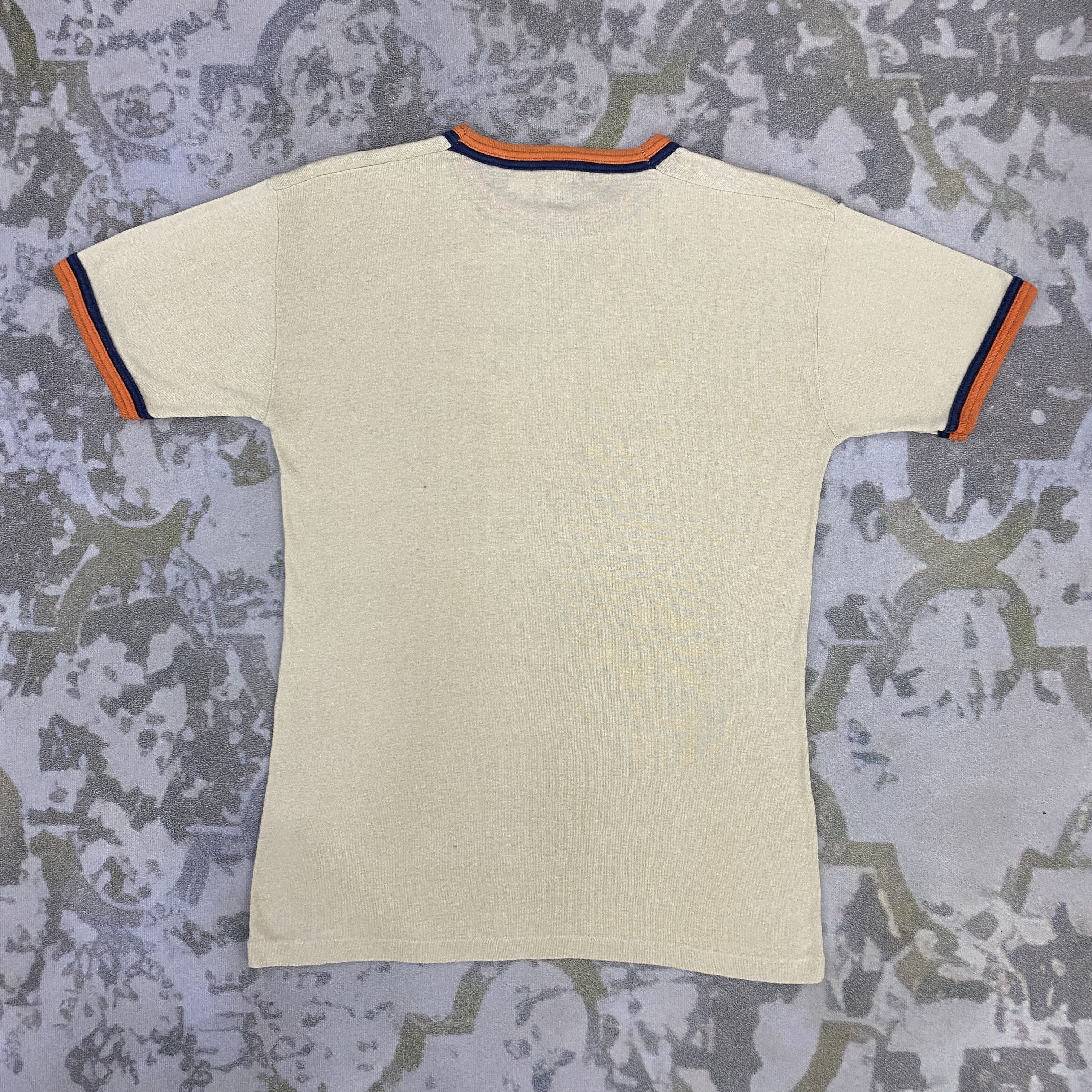 Vintage Vintage Chicago Pride Willis Tower Print Tshirt - J081 Size US S / EU 44-46 / 1 - 2 Thumbnail