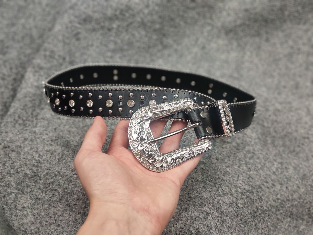 Le Grande Bleu (L.G.B.) Vintage with cross BB. Simon Style Belt Black Leather Y2K Size ONE SIZE - 5 Thumbnail