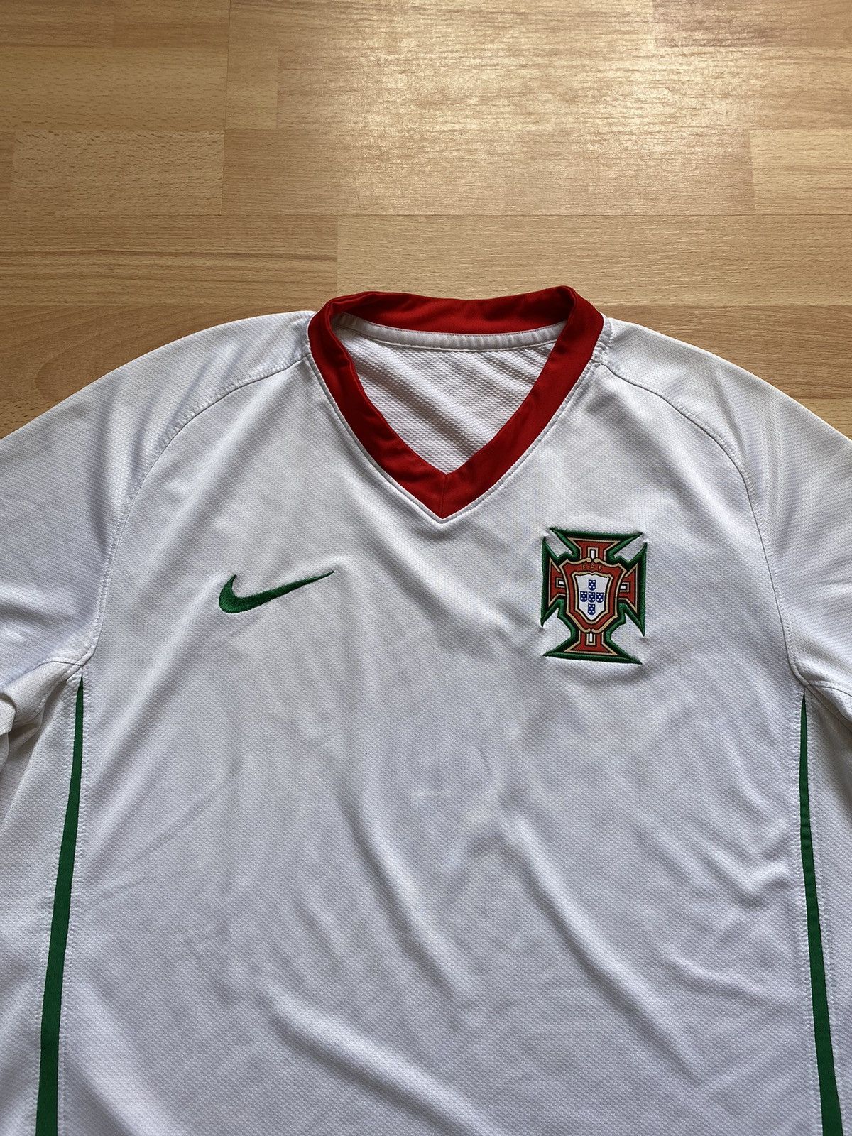 Nike Vintage Nike 2008-2009 Portugal National Team Soccer Jersey Size US L / EU 52-54 / 3 - 2 Thumbnail