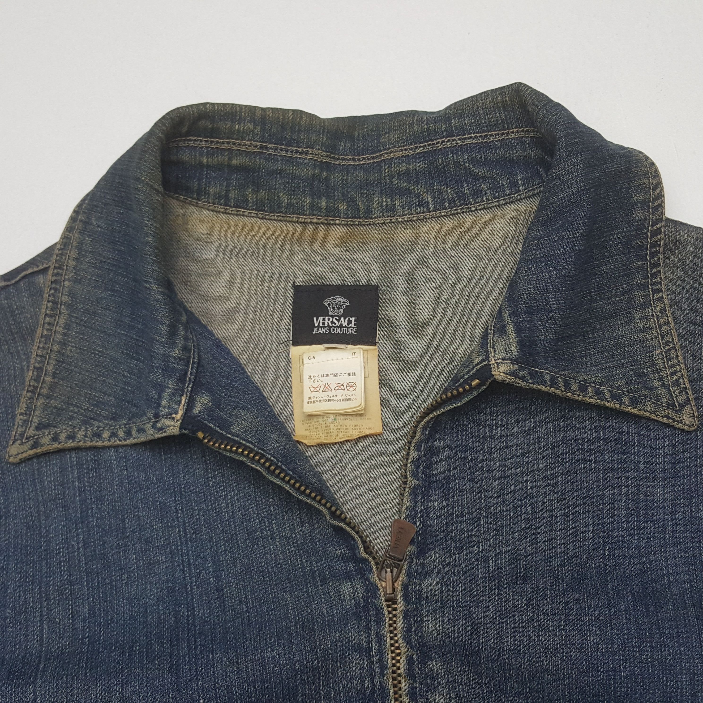 Versace Vintage Versace Italian Designer Denim Jacket C314N27 Size XS / US 0-2 / IT 36-38 - 5 Thumbnail