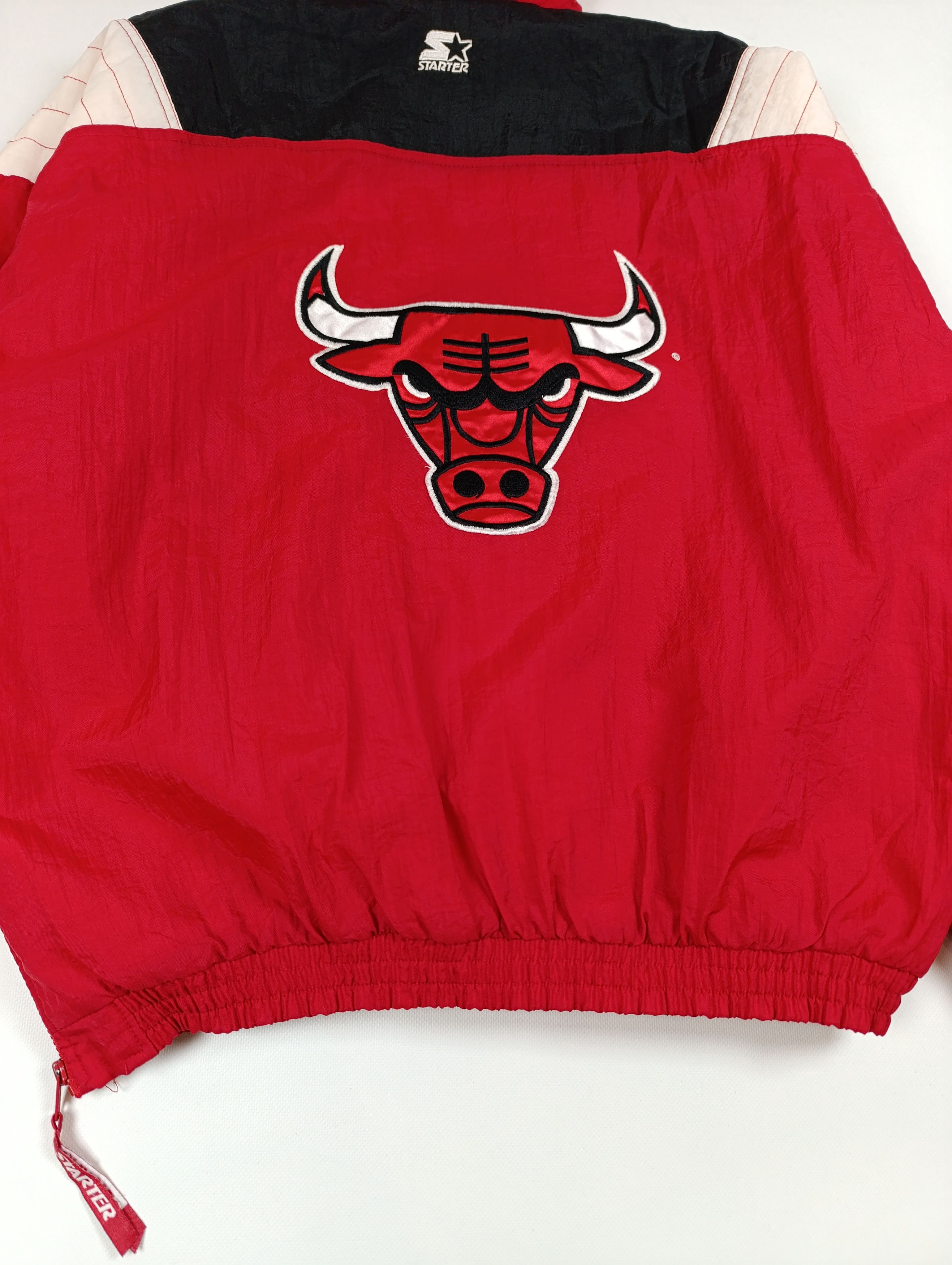 Starter VINTAGE 90S STARTER CHICAGO BULLS JACKET KANGAROO POCKET Size US XL / EU 56 / 4 - 4 Thumbnail