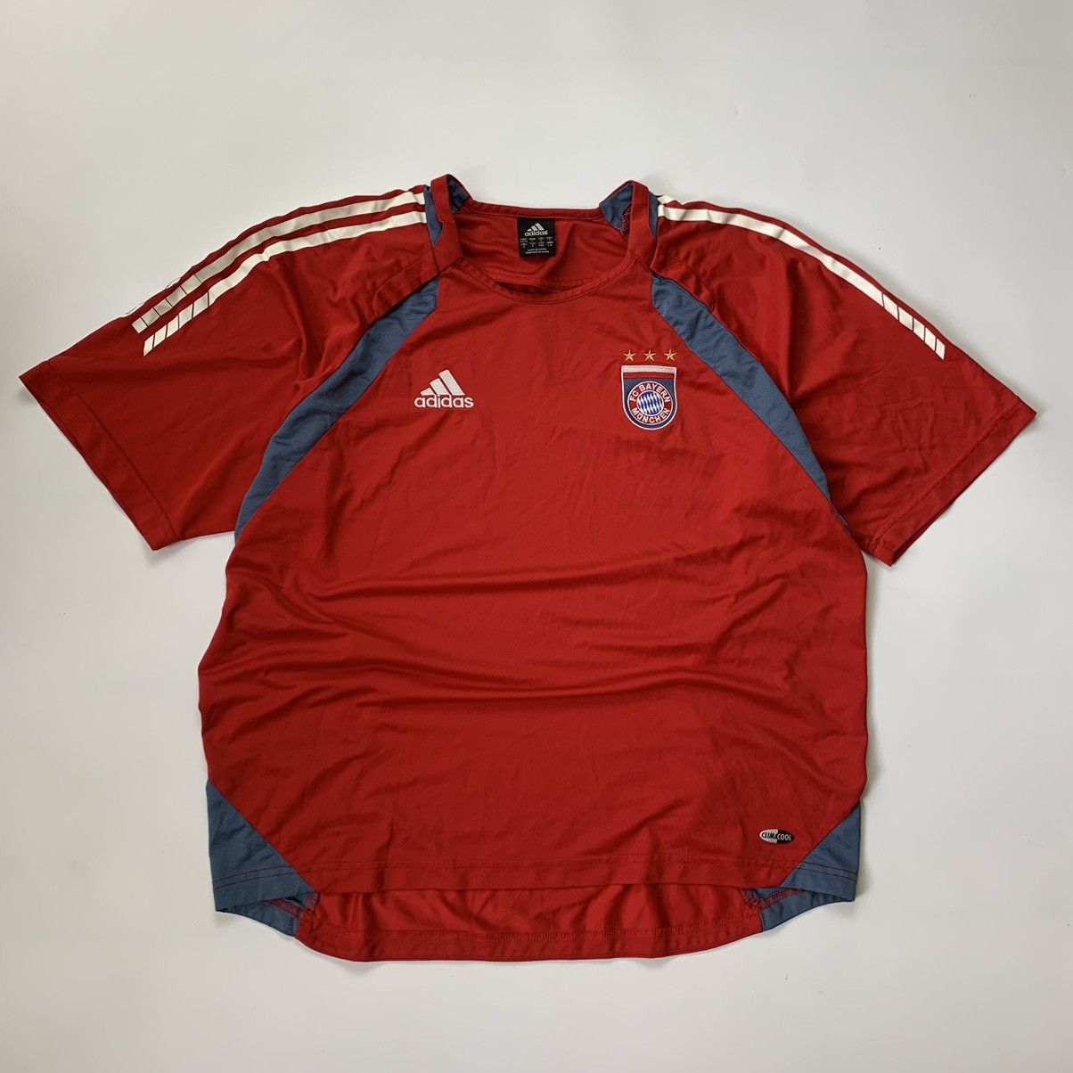 Other Vintage Bayern Munich 2005 jersey Blockcore style y2k Size US L / EU 52-54 / 3 - 1 Thumbnail