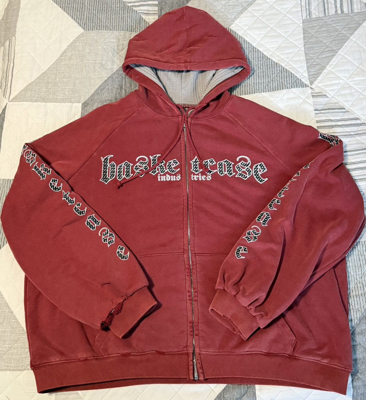 basketcase gallery Basketcase Plaque Thermal Lined Hoodie Size US XL / EU 56 / 4 - 1 Thumbnail