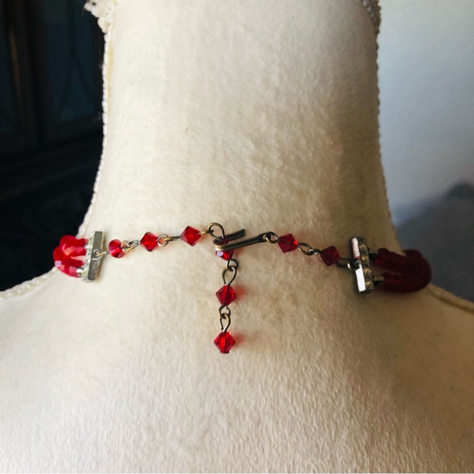 Vintage Vintage red bicone crystal choker and earring set Size ONE SIZE - 8 Thumbnail