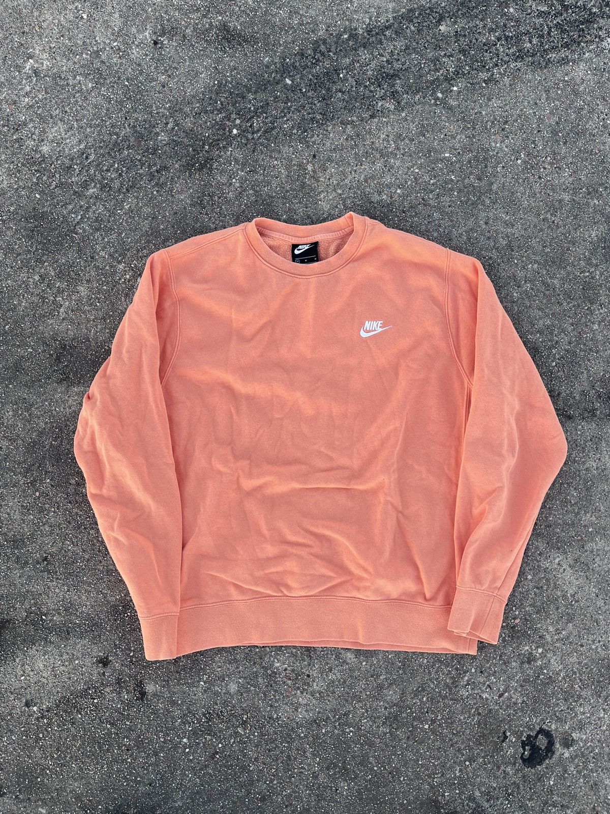 Nike Orange crewneck nike Size US M / EU 48-50 / 2 - 1 Thumbnail