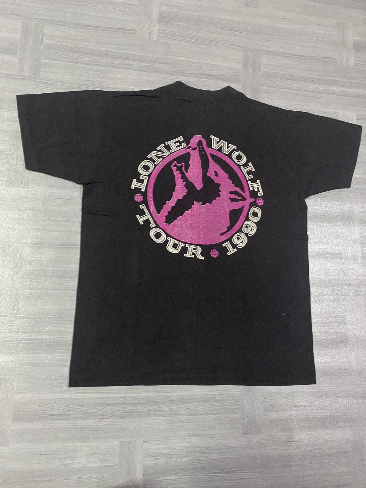Vintage Vintage 1990 Hank Williams Jr Lone Wolf Tour Tee Size US L / EU 52-54 / 3 - 12 Thumbnail