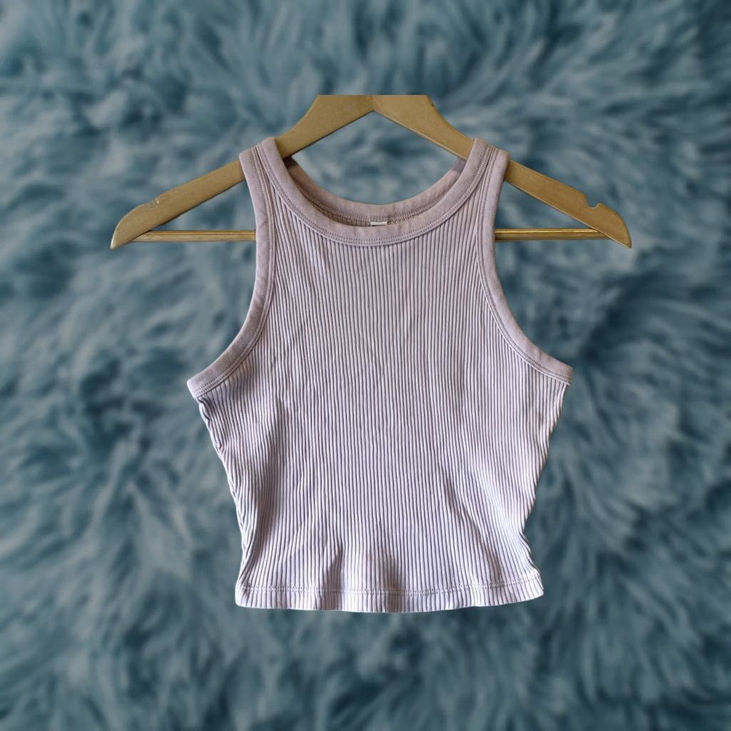 Uniqlo Uniqlo womens crop tank top XS pink stretch sleeveless Size XS / US 0-2 / IT 36-38 - 1 Thumbnail