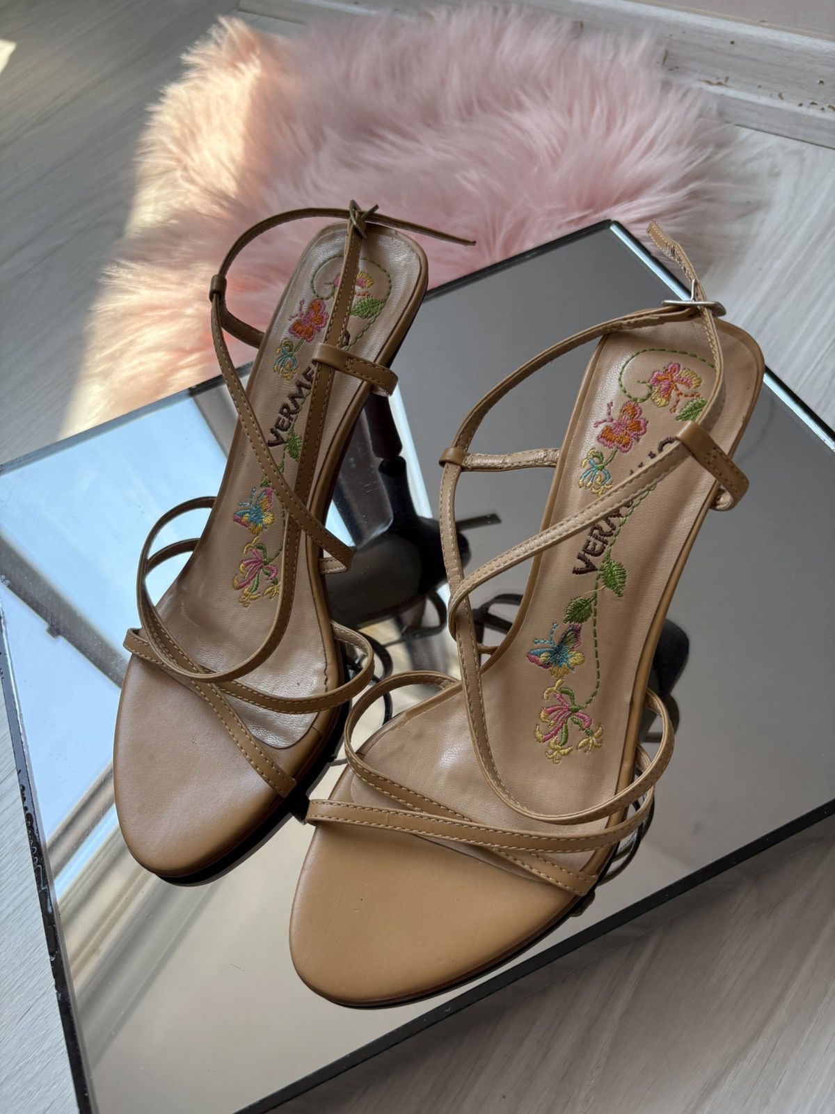 Vintage Made in Brazil heels Size US 7.5 / IT 37.5 - 19 Thumbnail