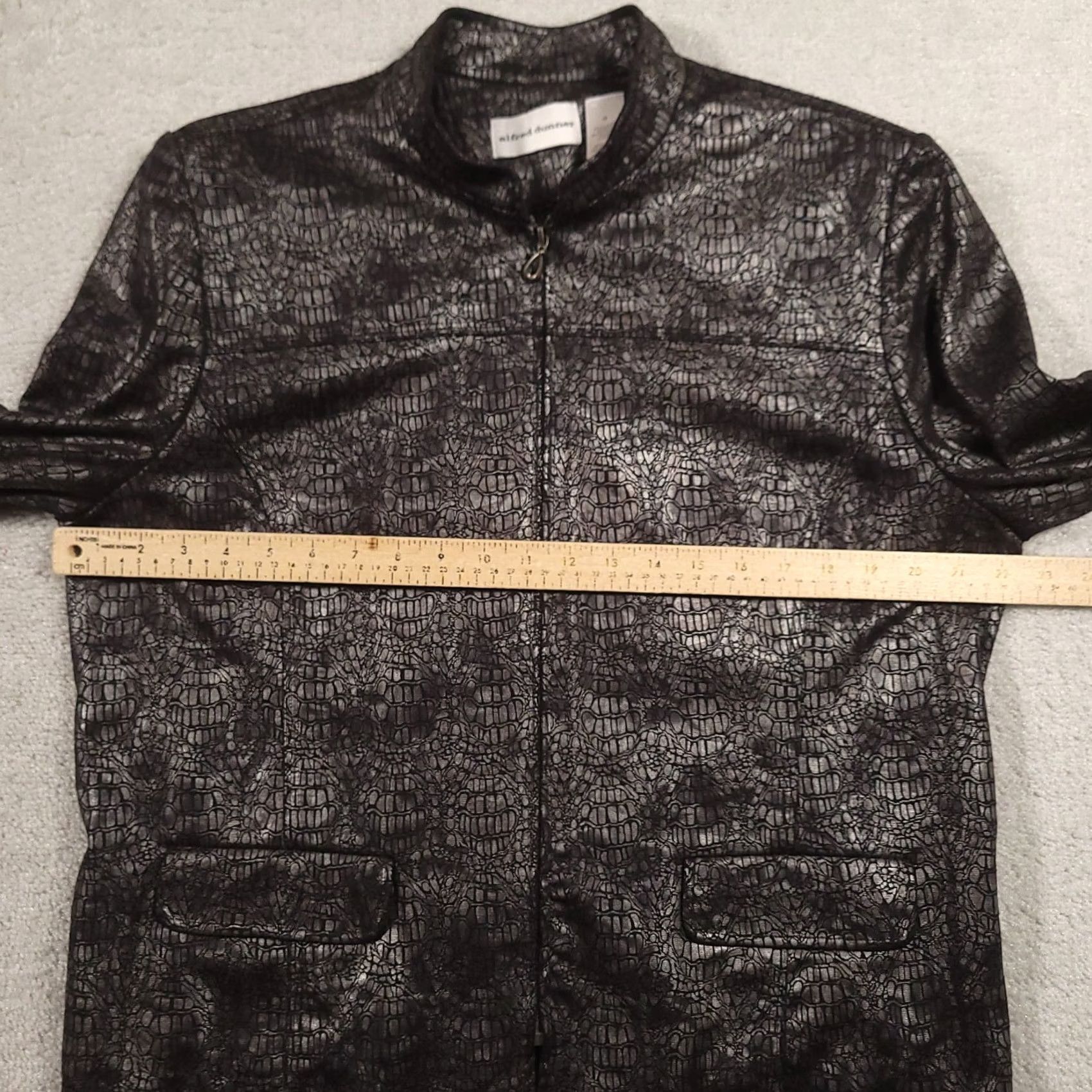 Vintage Alfred Dunner Silver Metallic Croc Print Faux Leather Full Front Zip Jacket 16 Black Women Jacket Full Zip Size XXL / US 16-18 / IT 52-54 - 3 Thumbnail